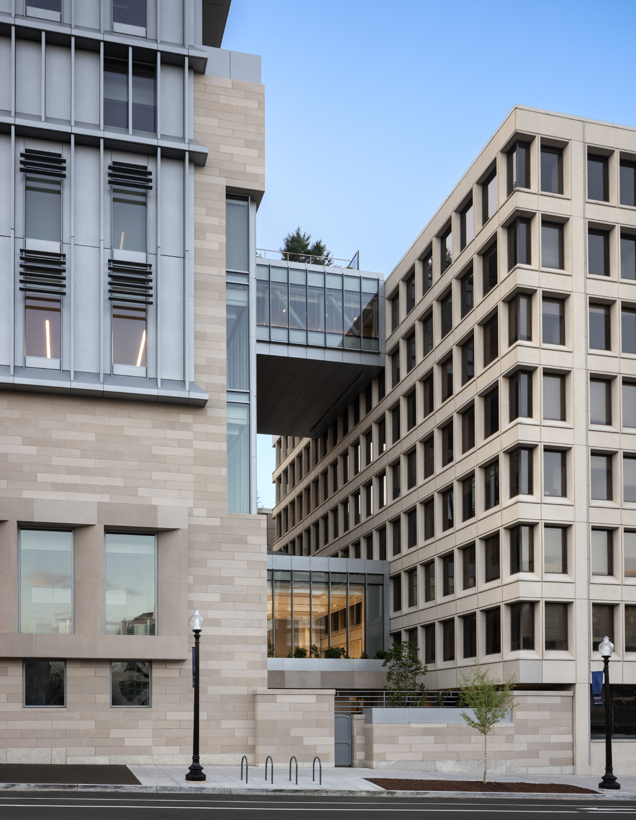 Robert A.M. Stern Architects McCourt School of Public Policy Georgetown University 