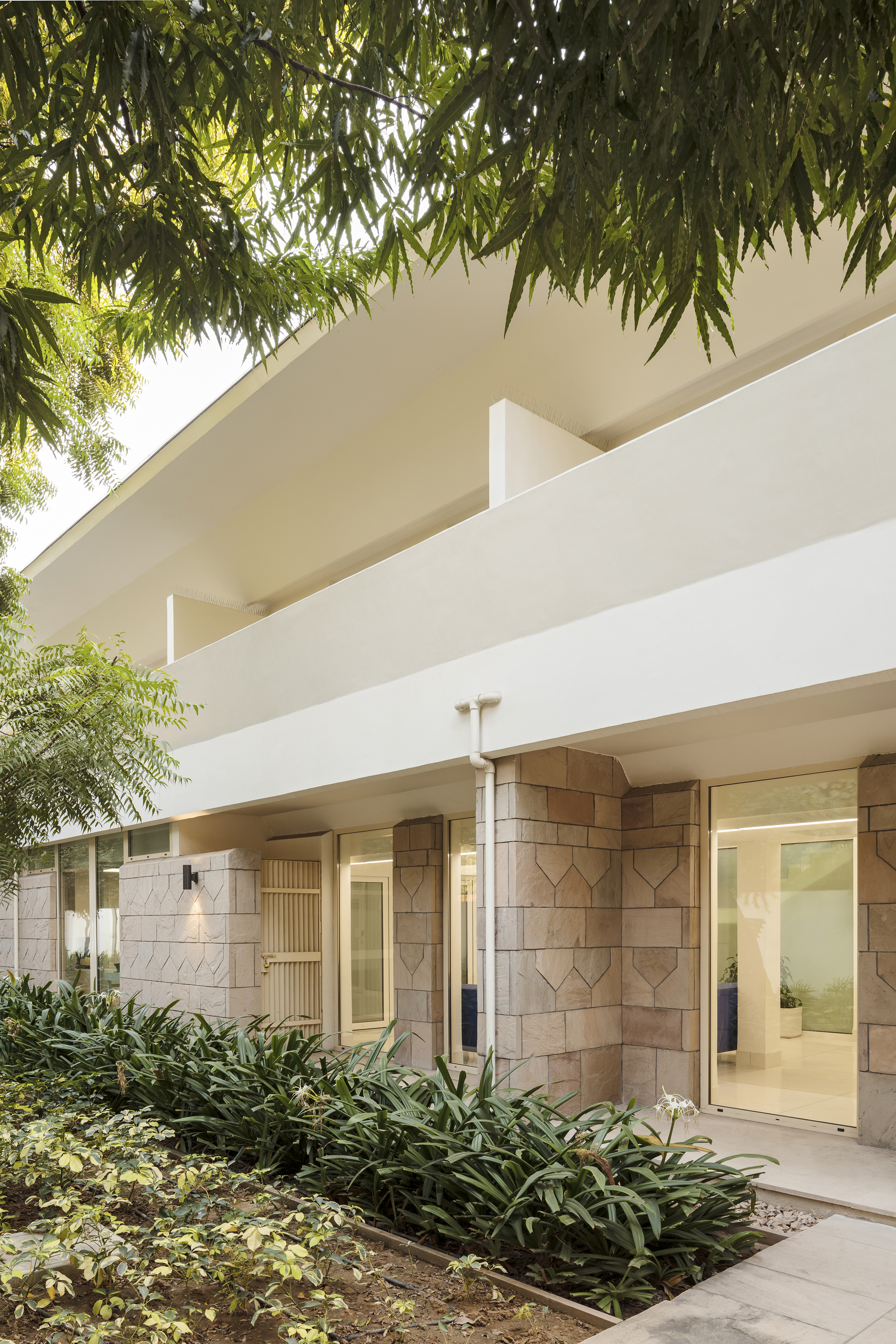 芬蘭駐印度大使館的重生，ALA Architects 修復 Reima 和 Raili Pietilä 的現代主義傑作