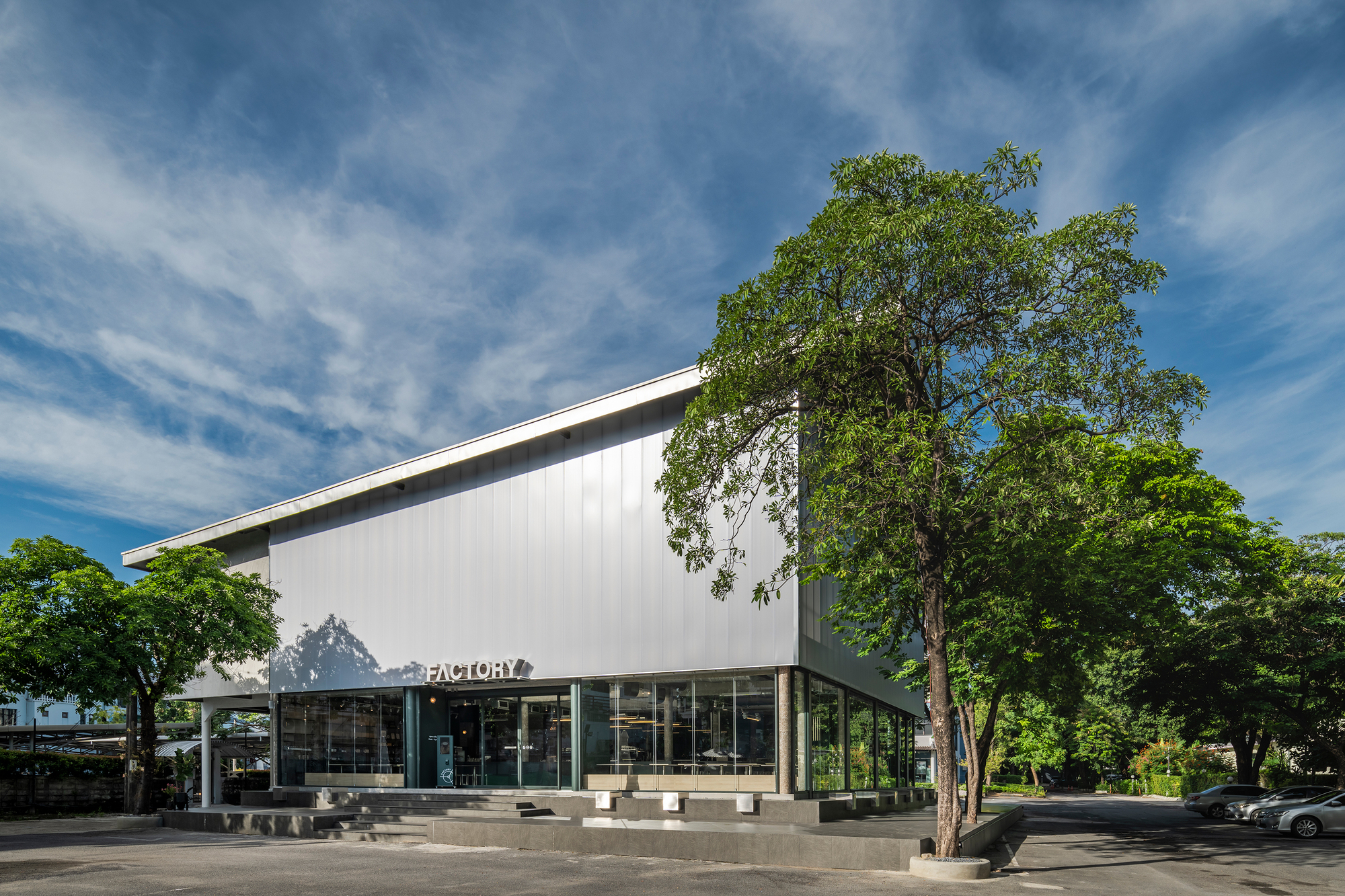 TasteSpace 室內設計 泰國曼谷冠軍咖啡店「Factory Coffee」