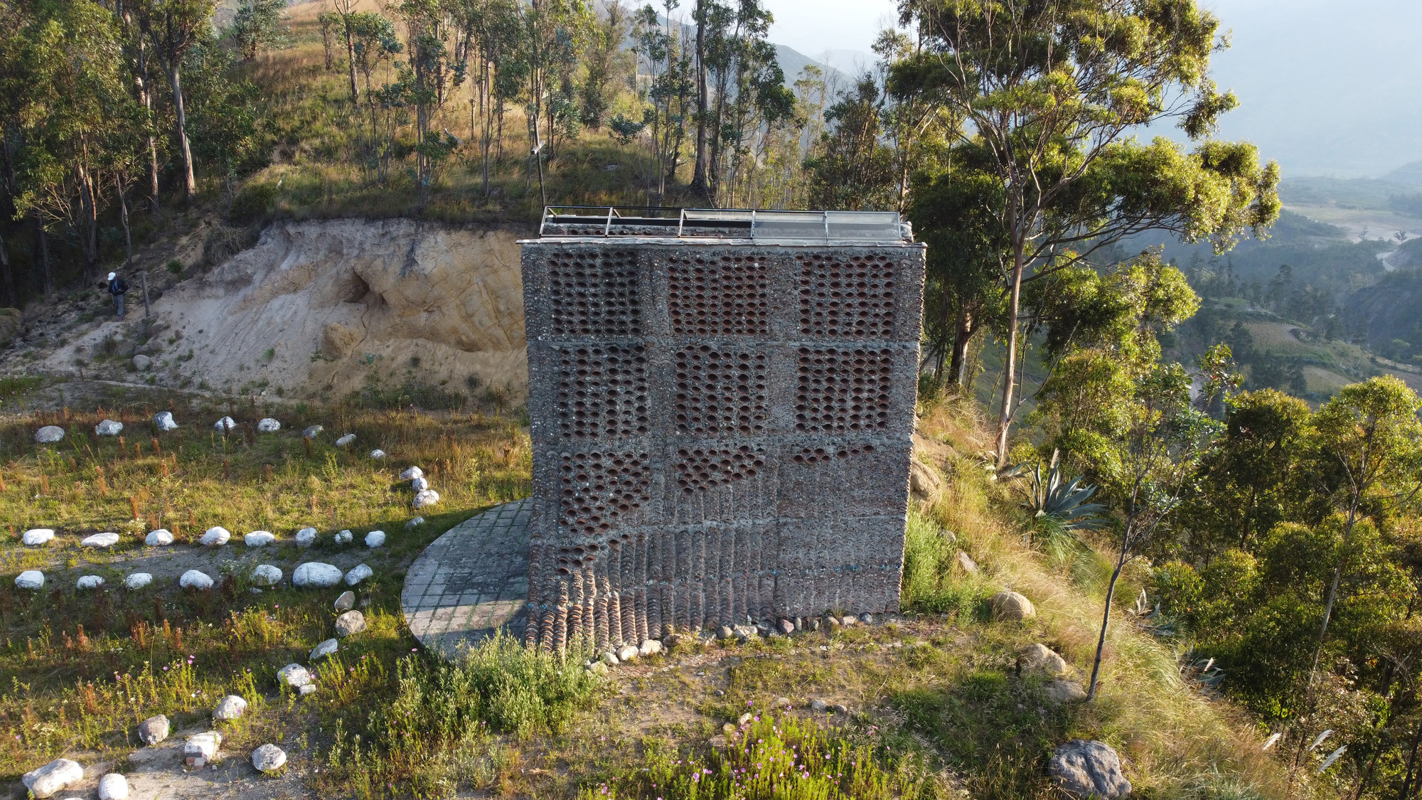 厄瓜多 Ecuador Loja 瓷磚教堂 Tile Chapel Jimenez Arquitectos