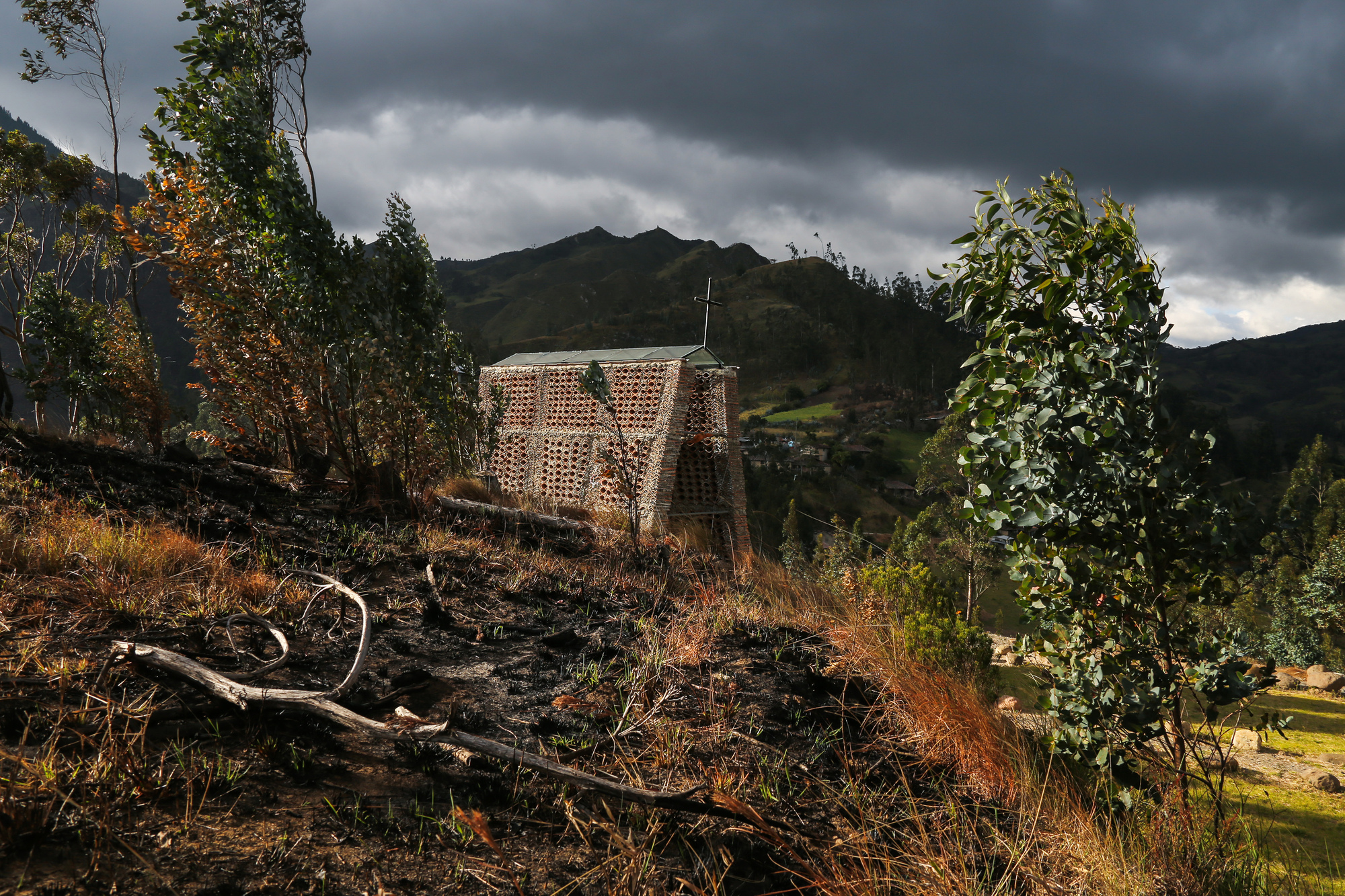 厄瓜多 Ecuador Loja 瓷磚教堂 Tile Chapel Jimenez Arquitectos