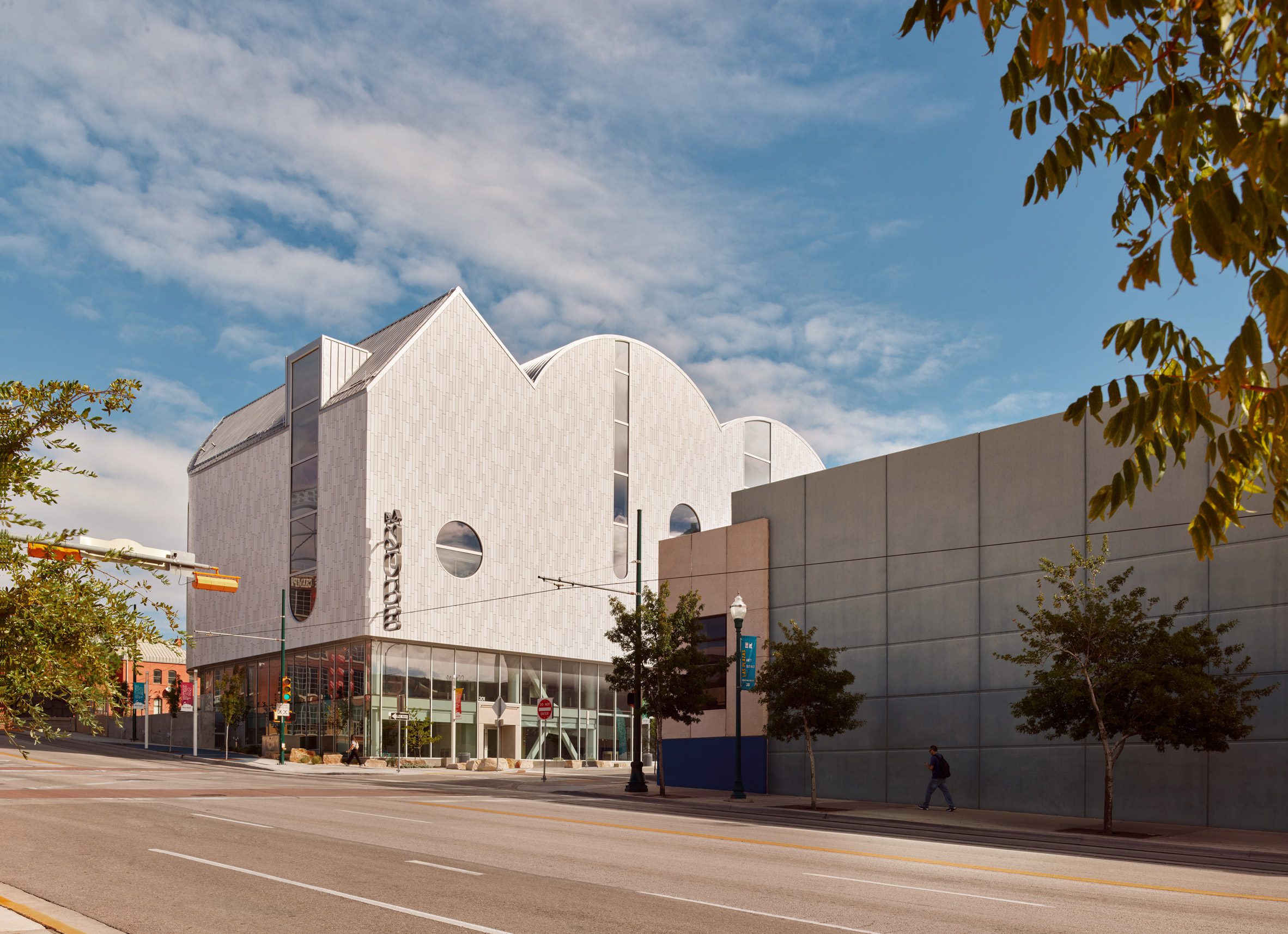 La Nube STEAM Discovery Center in Downtown El Paso Snøhetta  美國埃爾帕索 La Nube 兒童中心