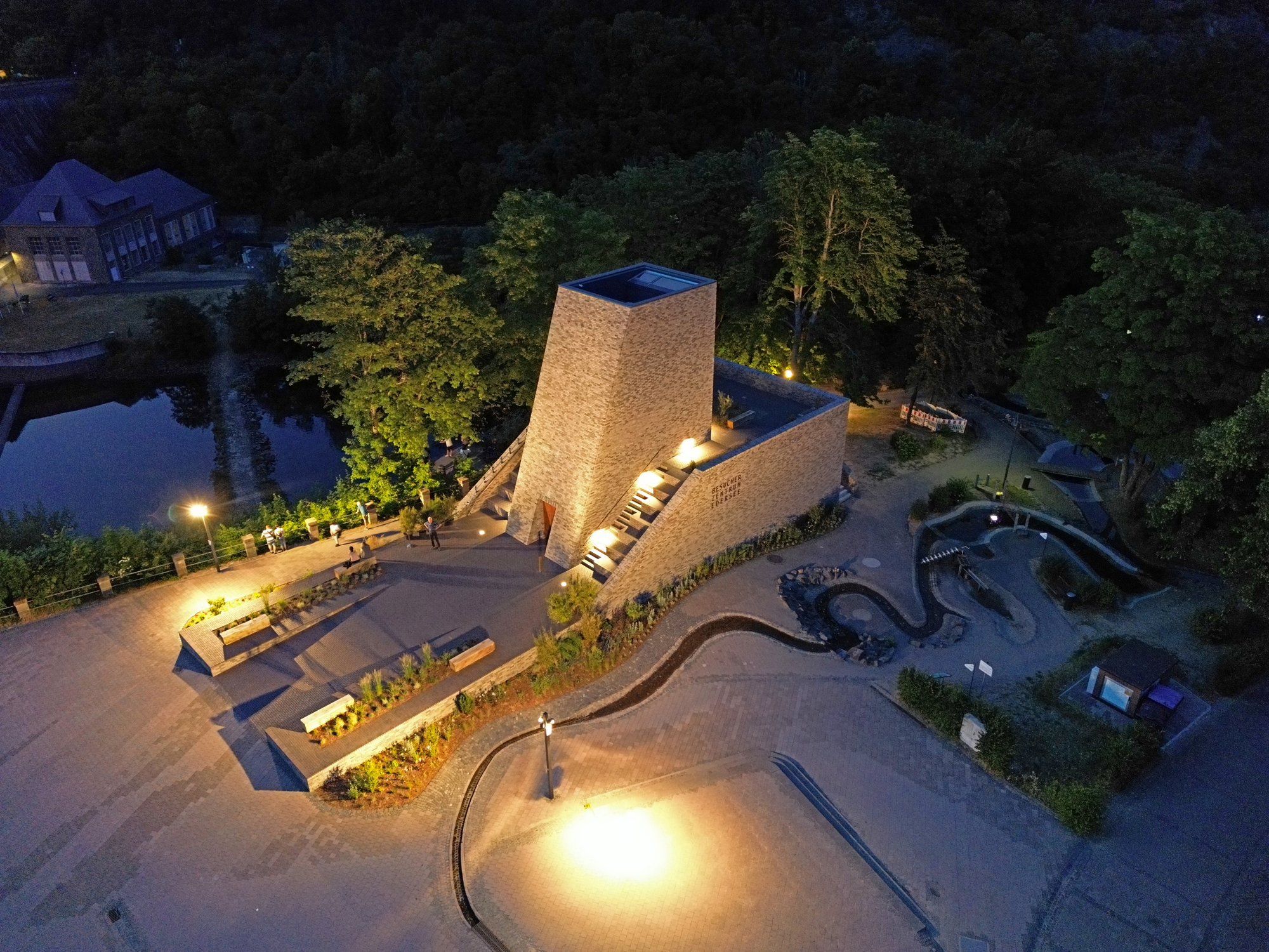 德國埃德爾湖Edersee湖 Stones Water Light遊客中心 Christoph Hesse Architects