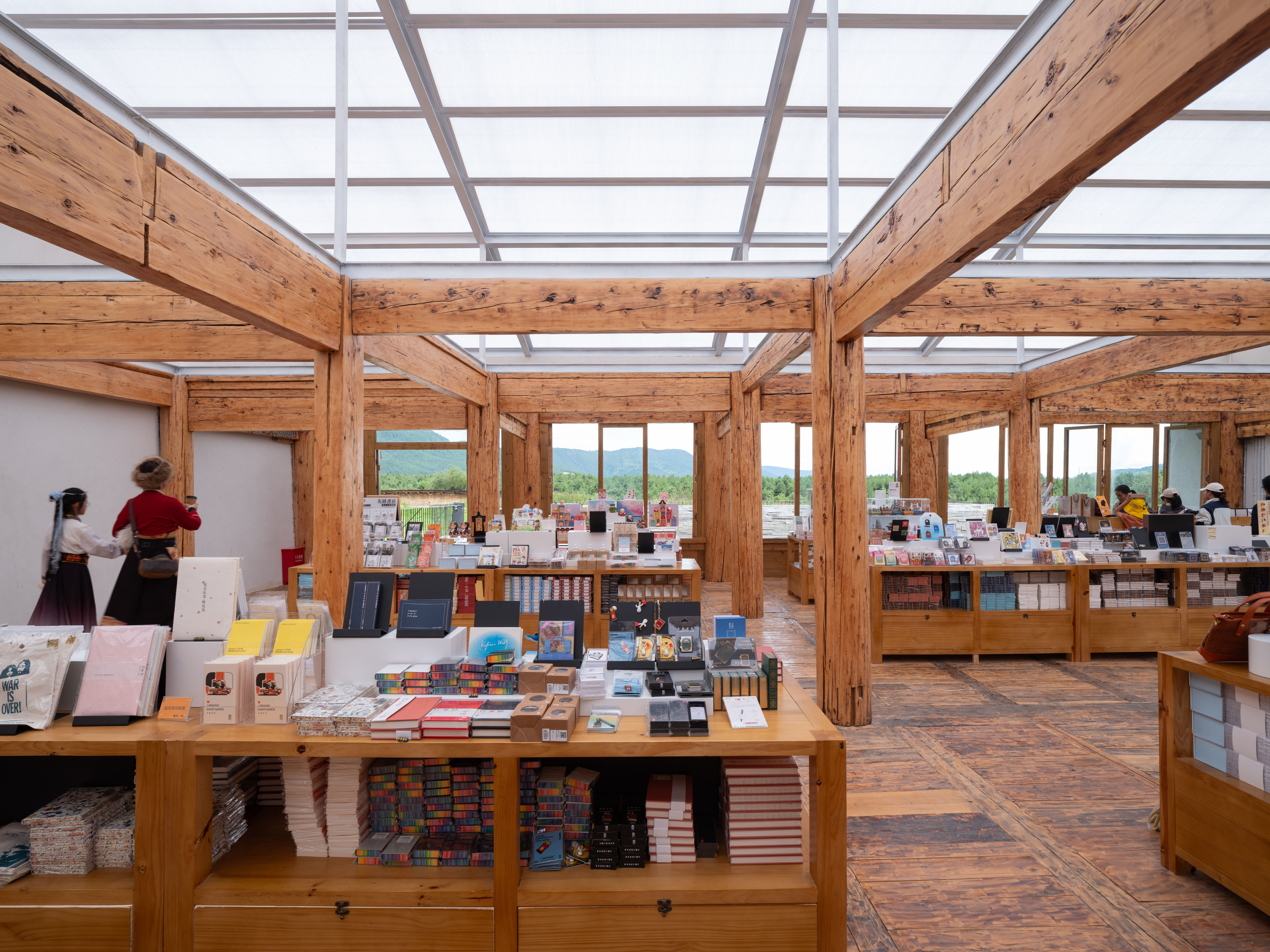 趙揚建築工作室 中國雲南省迪慶藏族自治區小中甸鎮吳公村 香格里拉先鋒書店 