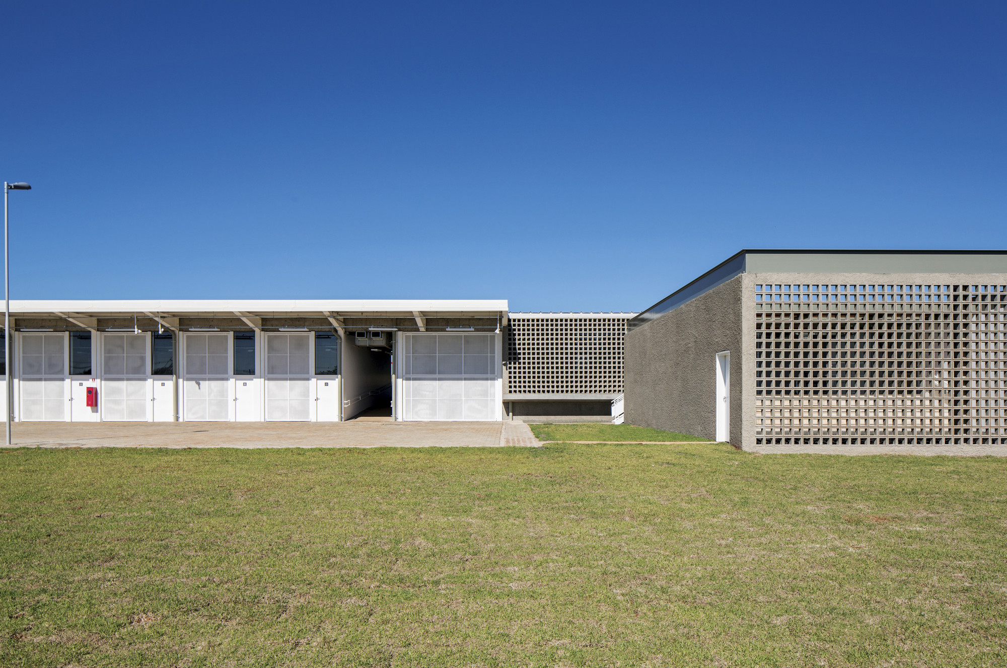 巴西坎皮納斯銀行數據中心（Santander Datacenter） LoebCapote Arquitetura e Urbanismo