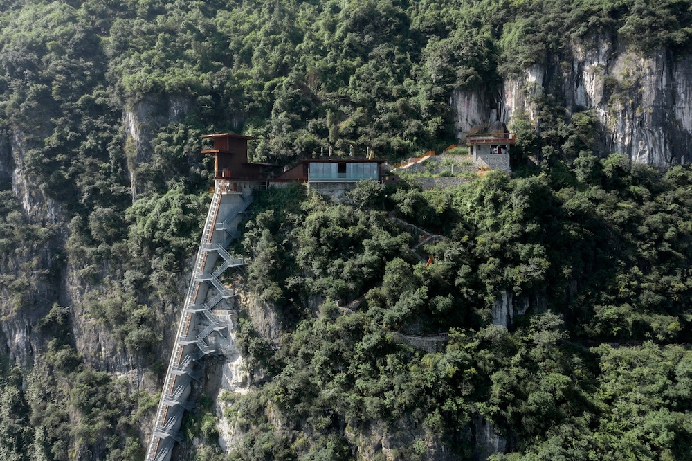 The Renovation of Tianbao Cave District of Erlang Town 二郎鎮天寶洞區域改造， 照片由存在建築提供圖像