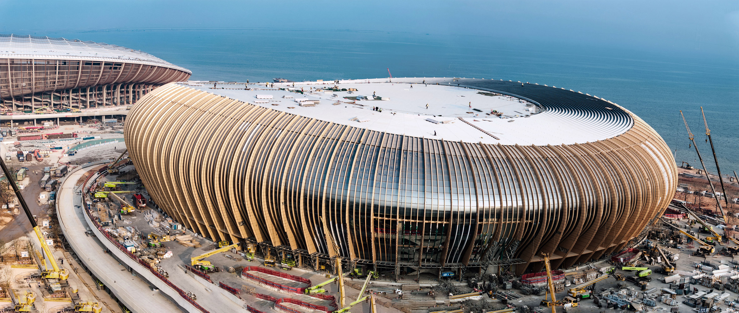 Zaha Hadid Architects  廣州南沙大灣區體育中心