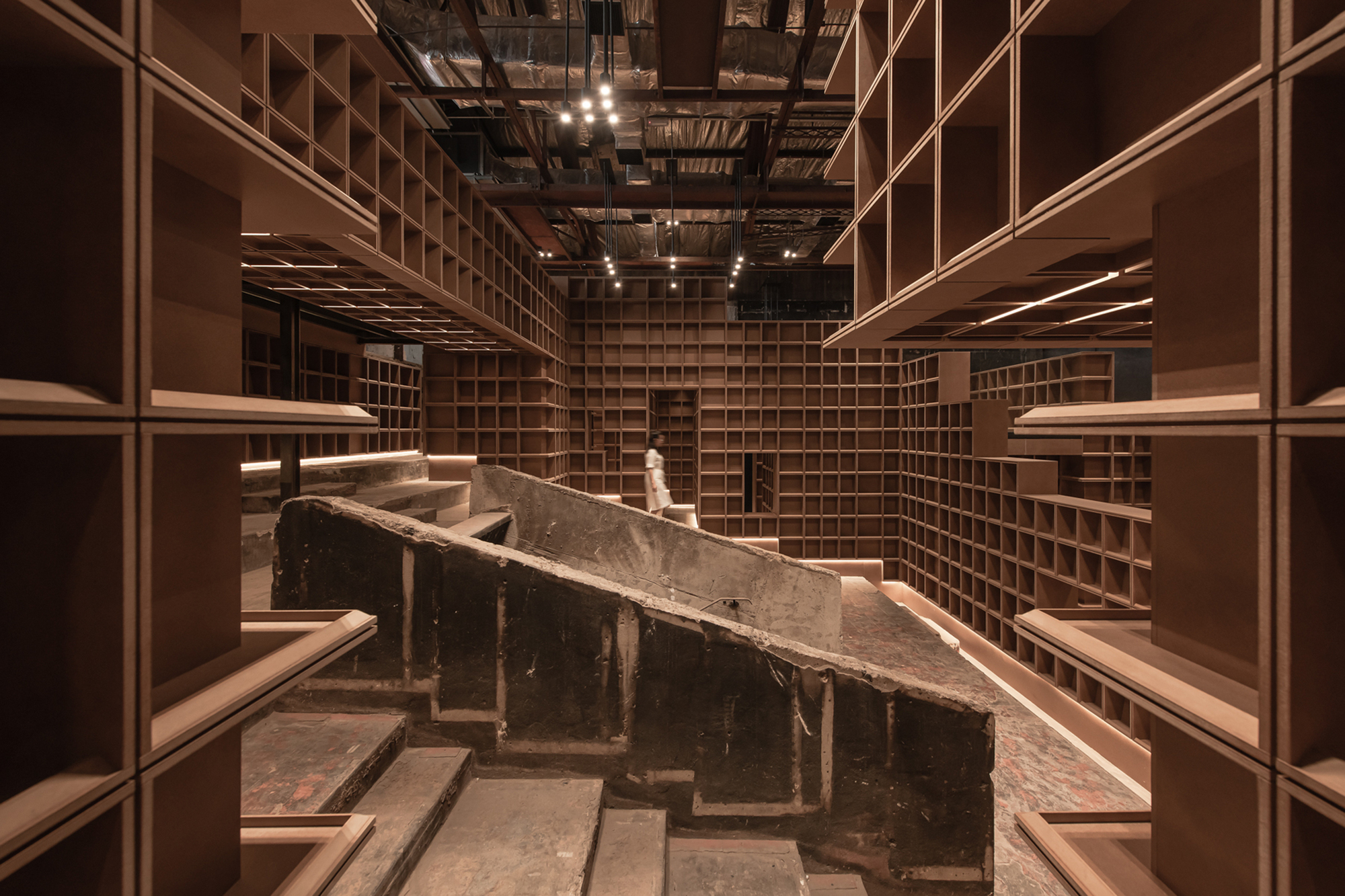 書本還沒上架前的迷宮書店BookXcess 馬來西亞吉隆坡 Petaling Street REXKL Arts Space and Community Hub 