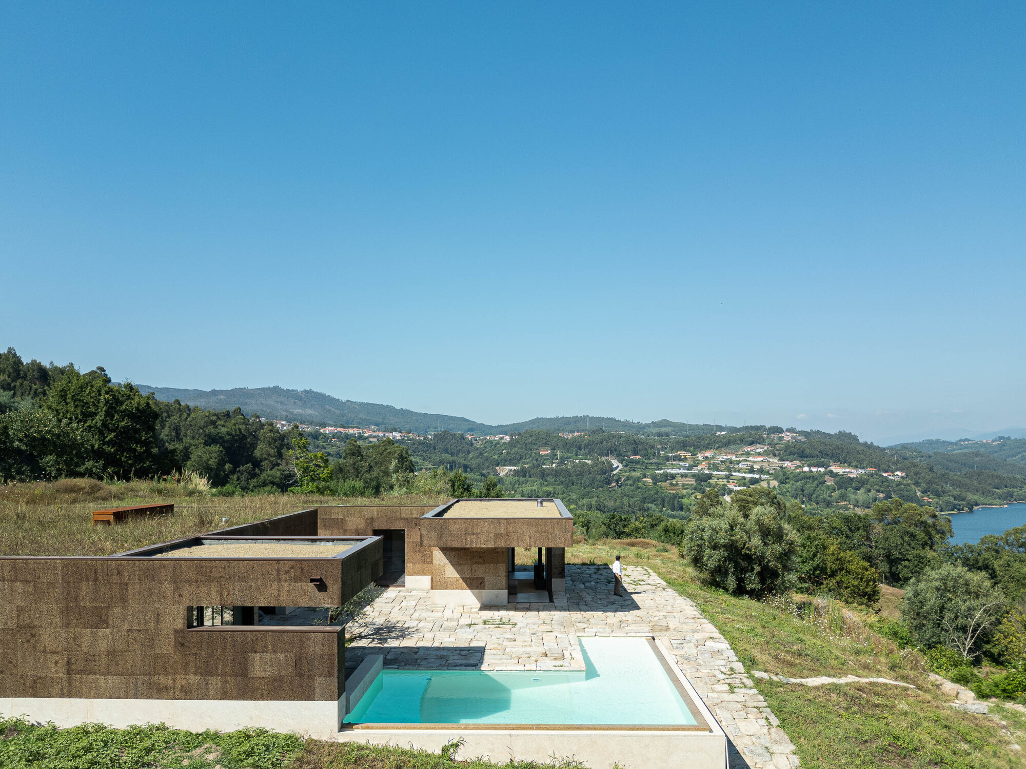 Tiago Tsou 葡萄牙私人住宅 Levada House Tsou Arquitectos 