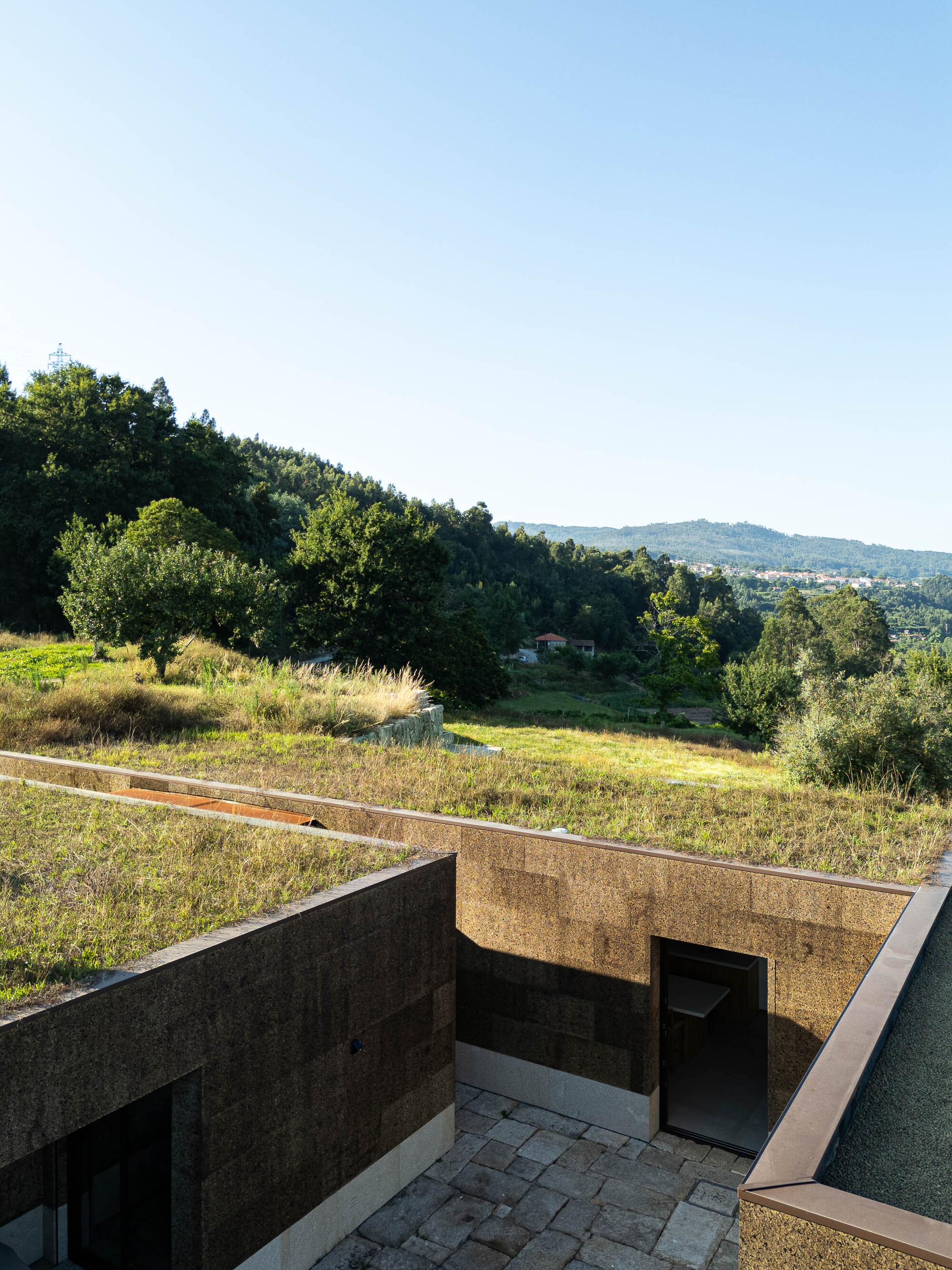 Tiago Tsou 葡萄牙私人住宅 Levada House Tsou Arquitectos 