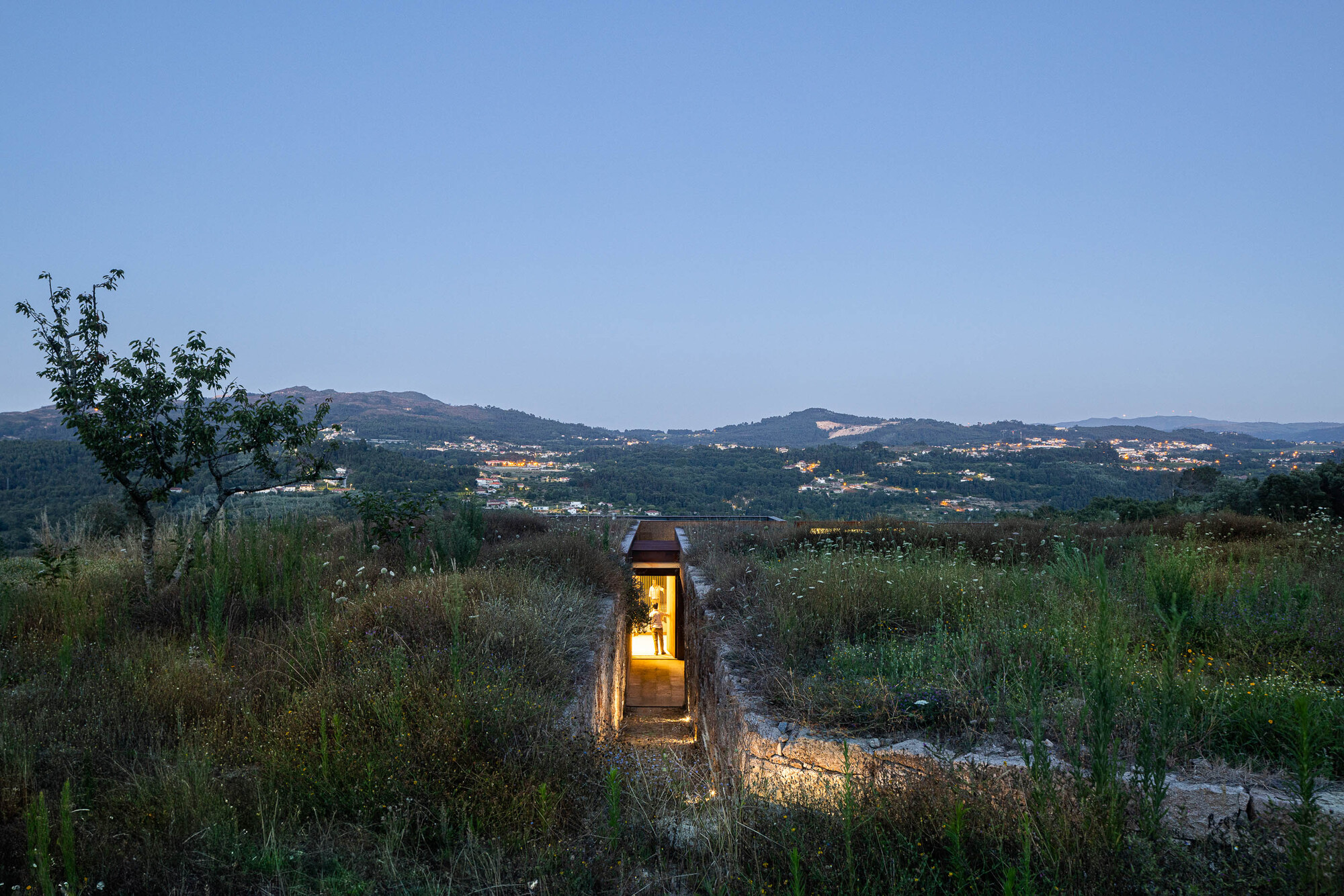Tiago Tsou 葡萄牙私人住宅 Levada House Tsou Arquitectos 