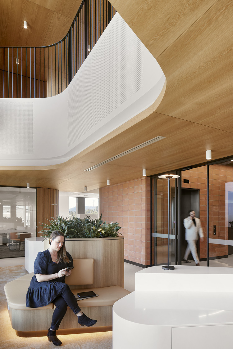 Architectus 弗林德斯大學（Flinders University） Health and Medical Research Building
