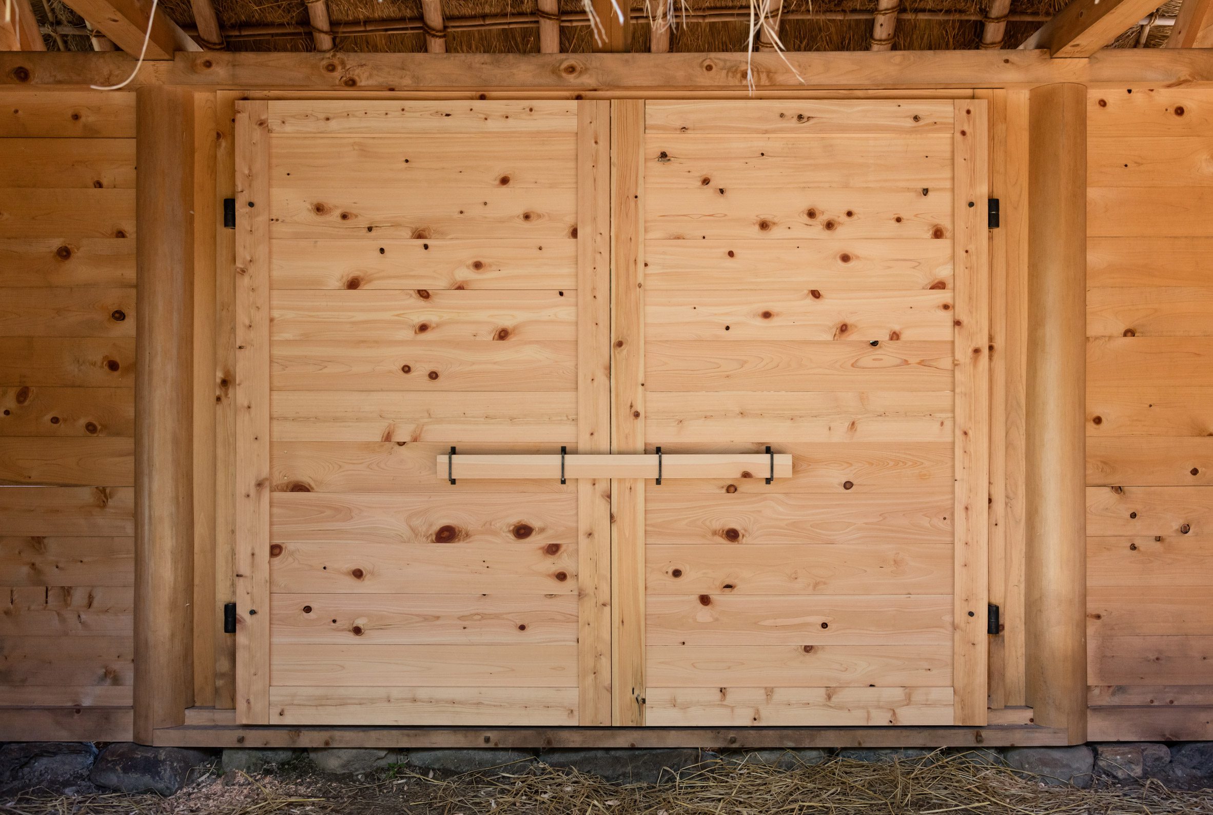 京都裏山 法國建築師2m26 檜木茅草 Hitsujigoya wood structure 木構造羊舍