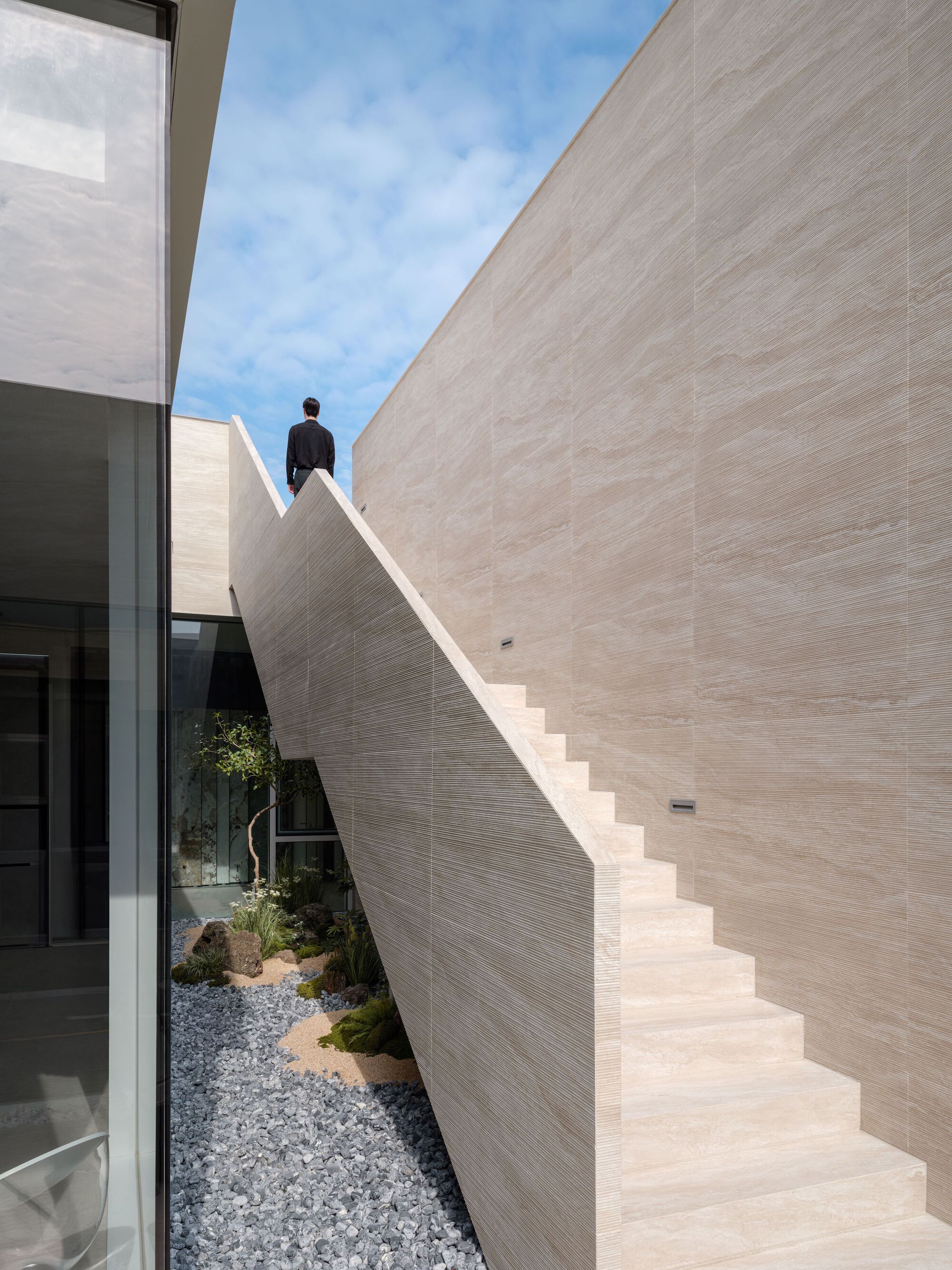 韓國釜山松亭 (Songjeong, Busan, South Korea) Oztile Showroom 展示間室內設計