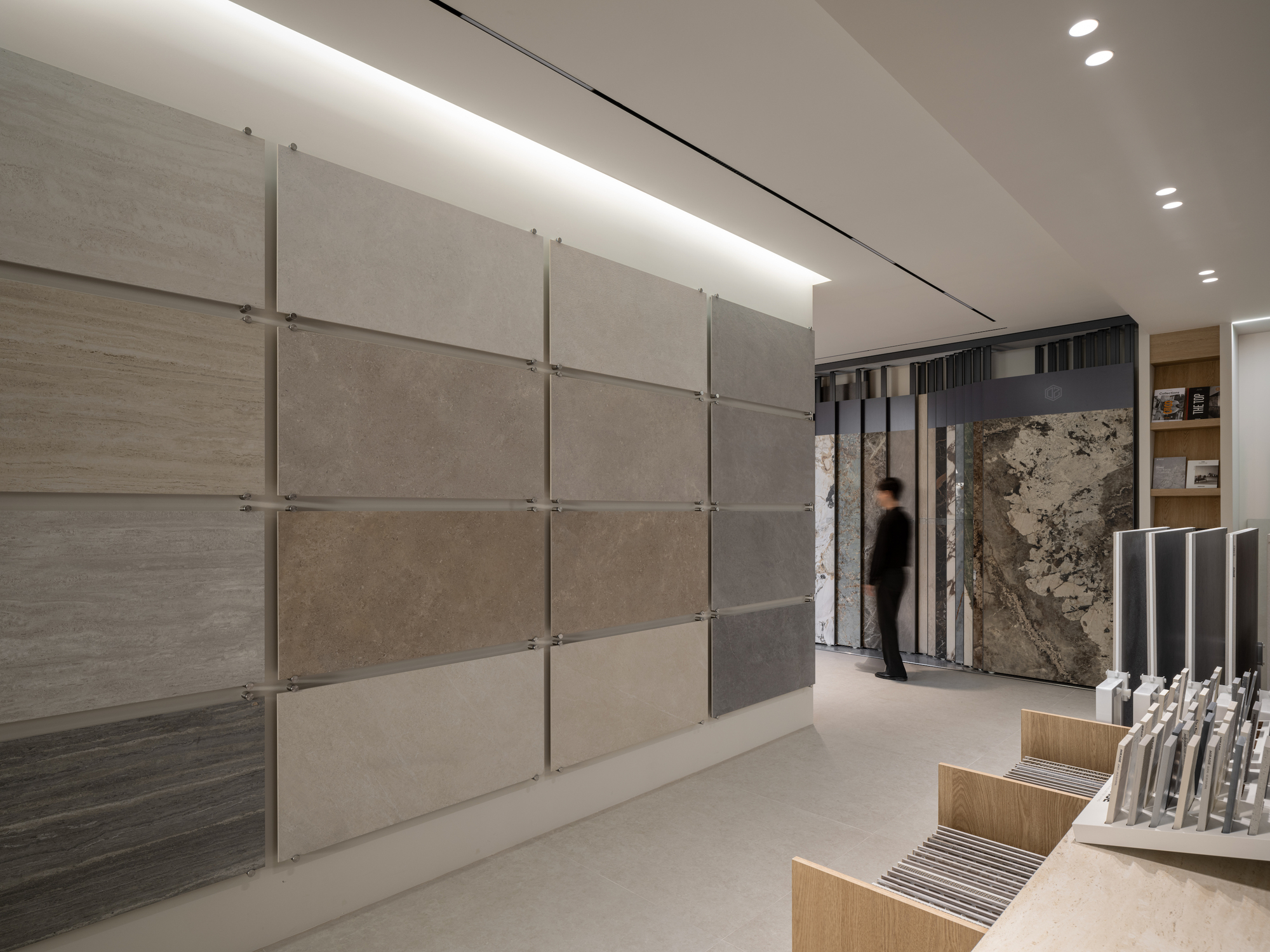韓國釜山松亭 (Songjeong, Busan, South Korea) Oztile Showroom 展示間室內設計