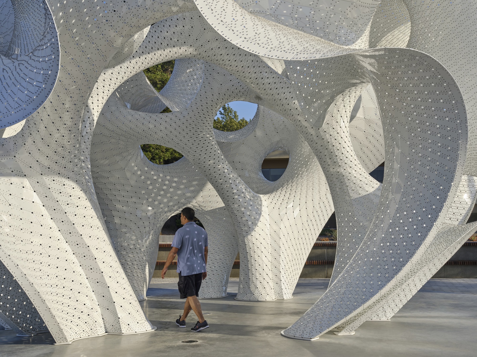 MARC FORNES  THEVERYMANY Google The Orb 裝置藝術