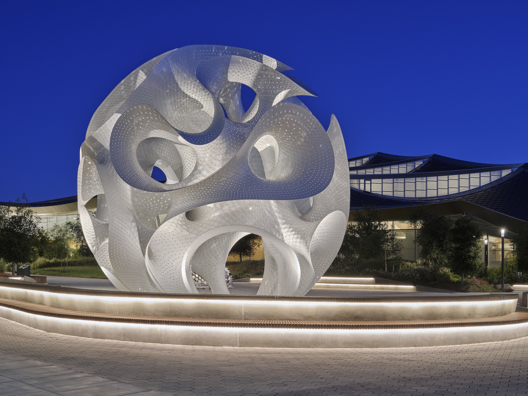 MARC FORNES  THEVERYMANY Google The Orb 裝置藝術