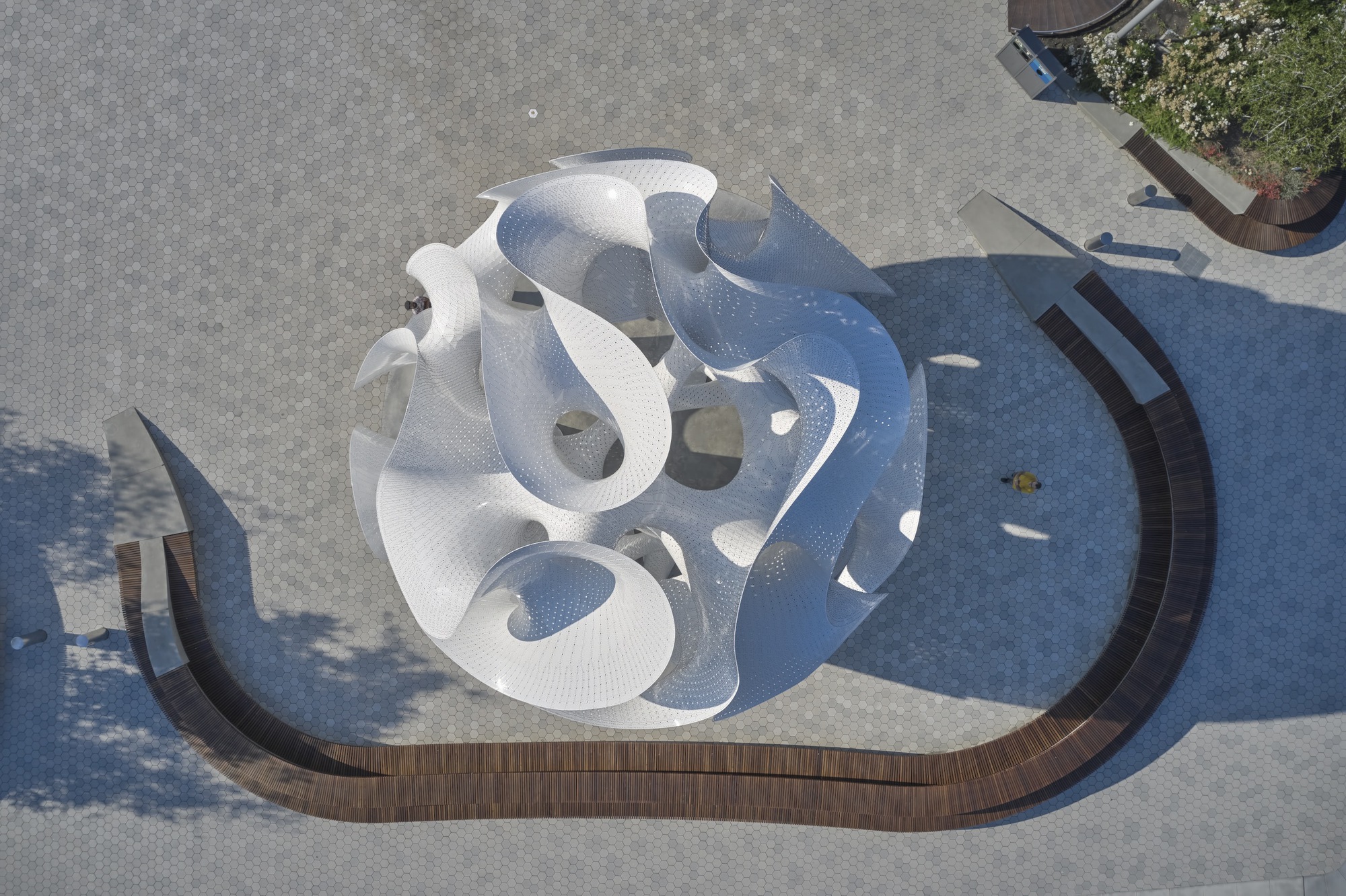 MARC FORNES  THEVERYMANY Google The Orb 裝置藝術