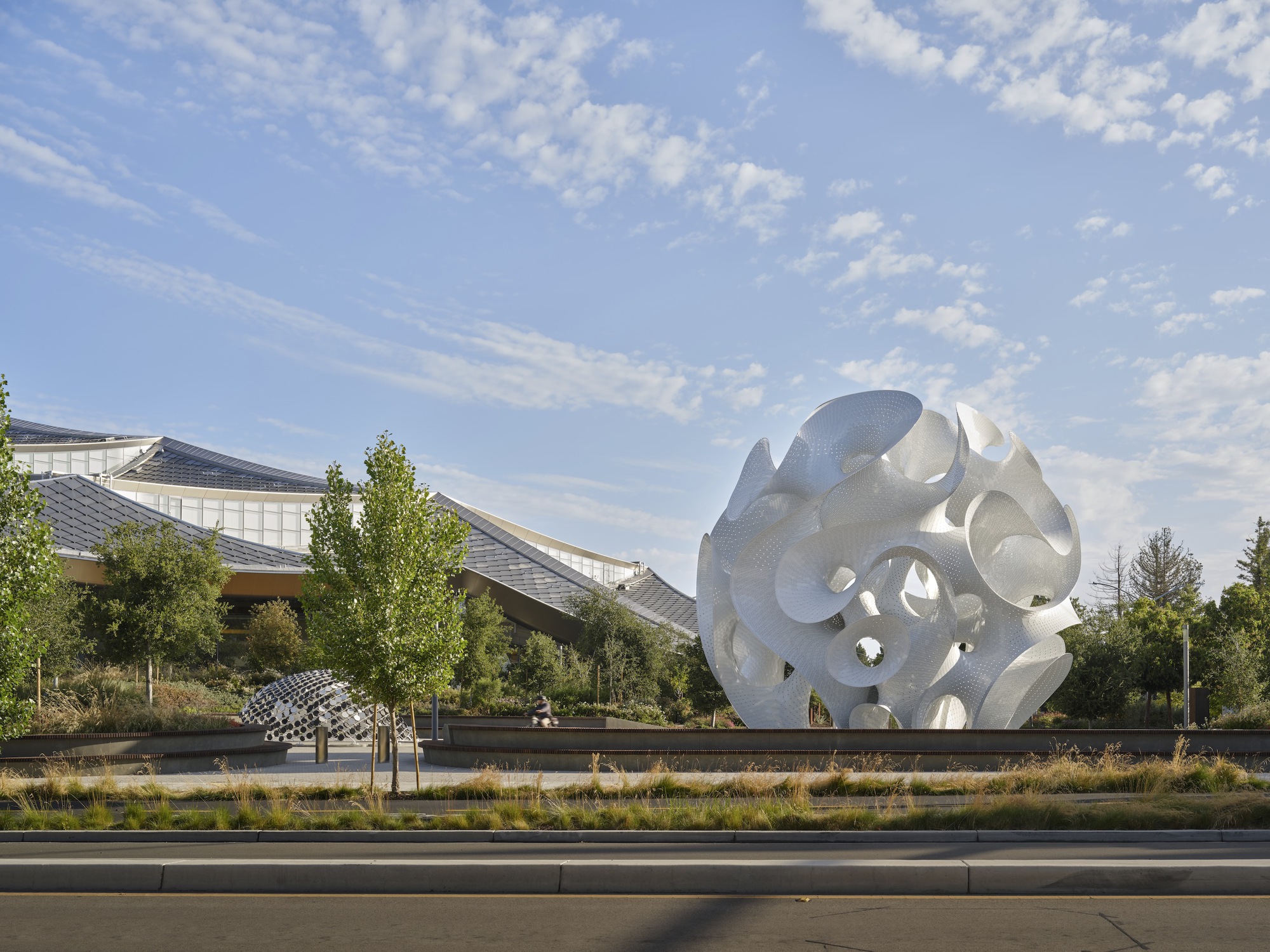 MARC FORNES  THEVERYMANY Google The Orb 裝置藝術