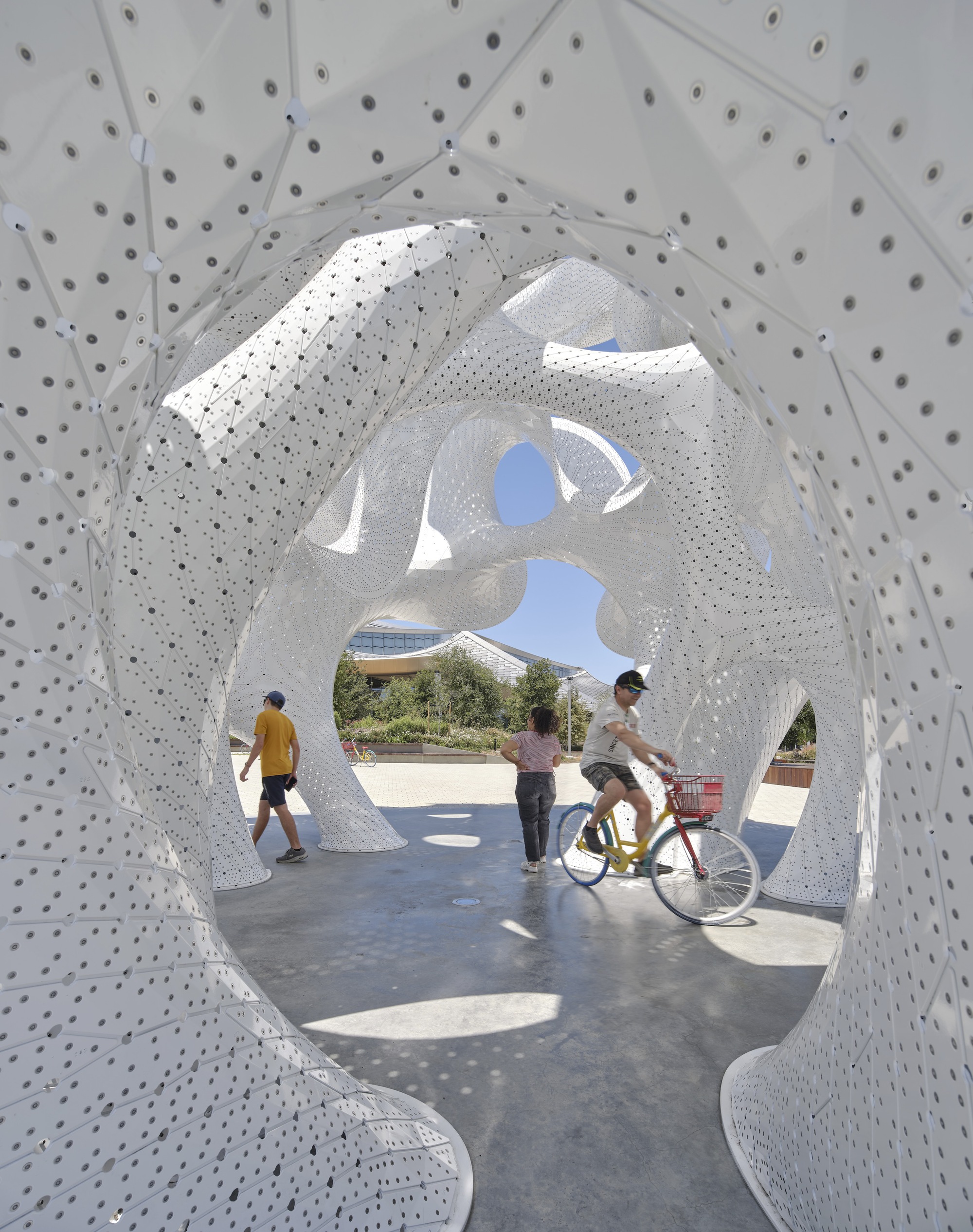 MARC FORNES  THEVERYMANY Google The Orb 裝置藝術