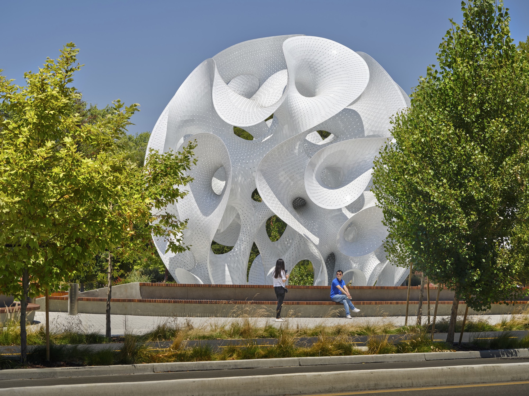 MARC FORNES  THEVERYMANY Google The Orb 裝置藝術