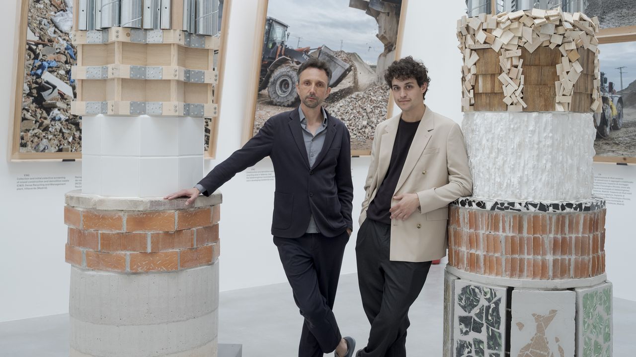 2025威尼斯建築雙年展西班牙館策展人:Roi Salgueiro(左)、Manuel Bouzas(右)