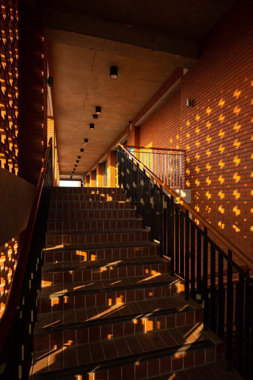 Shatotto、Feilden Clegg Bradley Studios 孟加拉達卡 (Dhaka Bangladesh) Aga Khan Academy