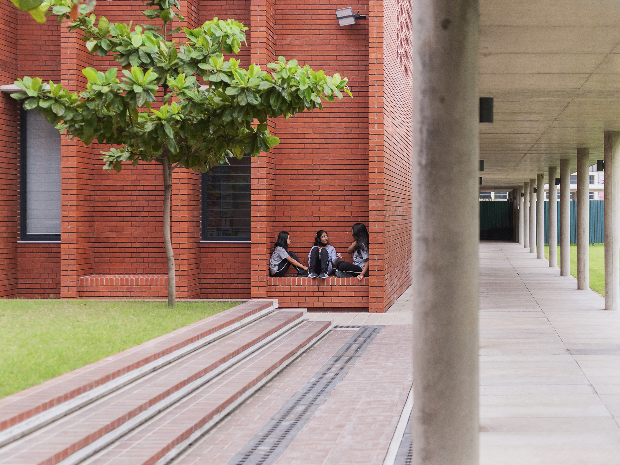 Shatotto、Feilden Clegg Bradley Studios 孟加拉達卡 (Dhaka Bangladesh) Aga Khan Academy