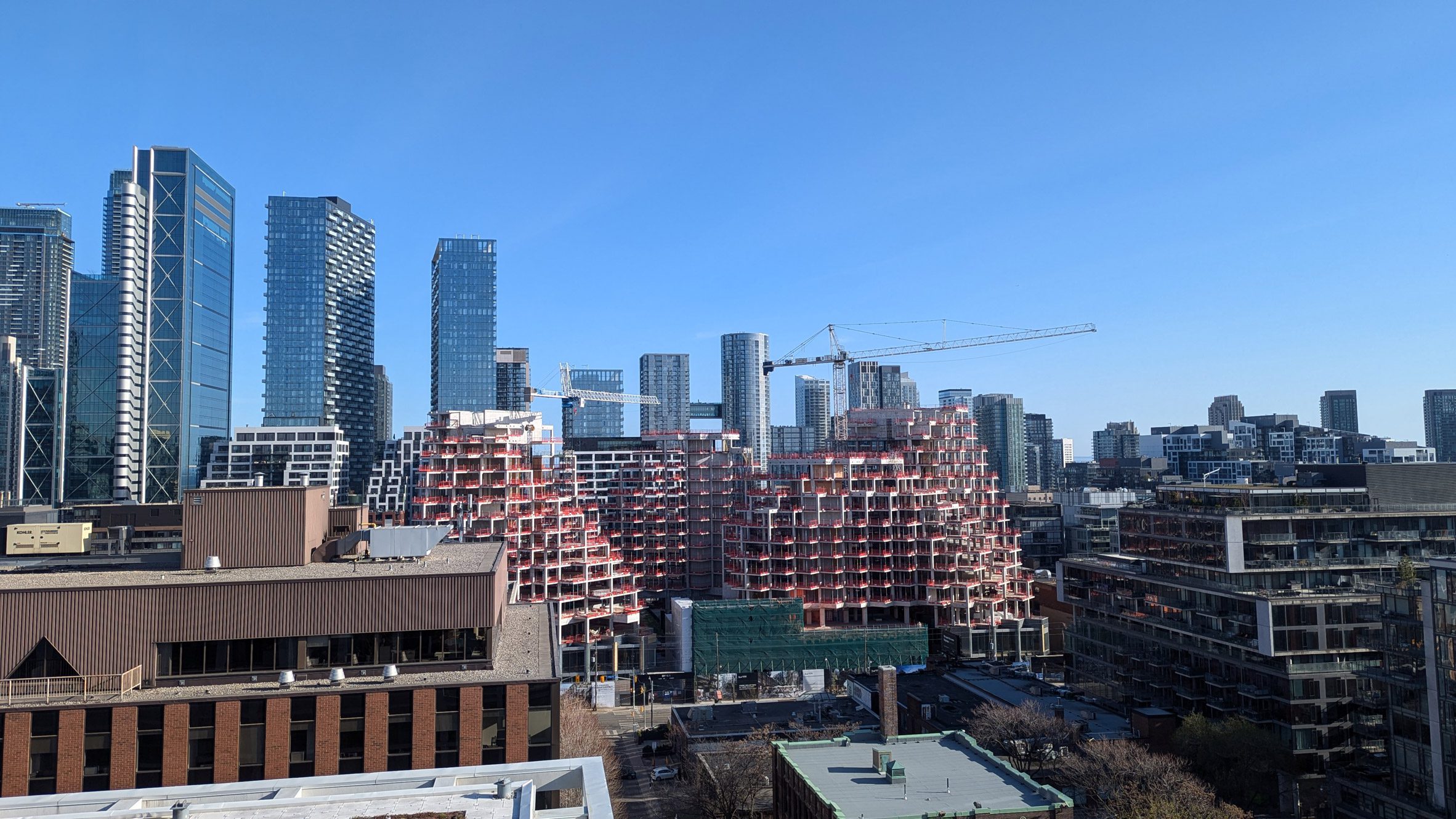 BIG(Bjarke Ingels Group)階梯式像素化國王多倫多公寓(King Toronto Residences)