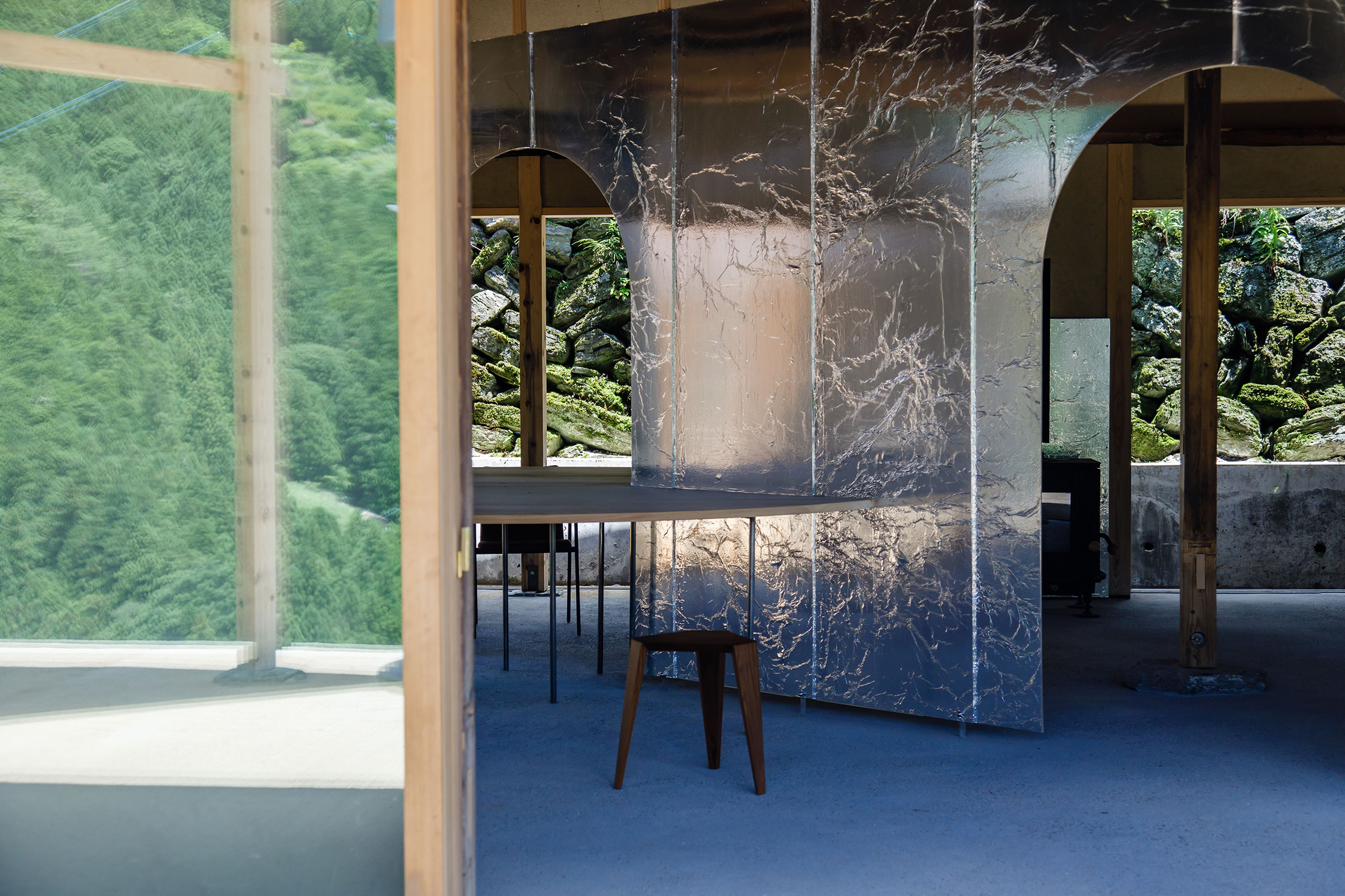 阿曽芙実建築設計事務所 徳島県名西郡神山町 ホマレノモリ（HOMARE NO MORI）