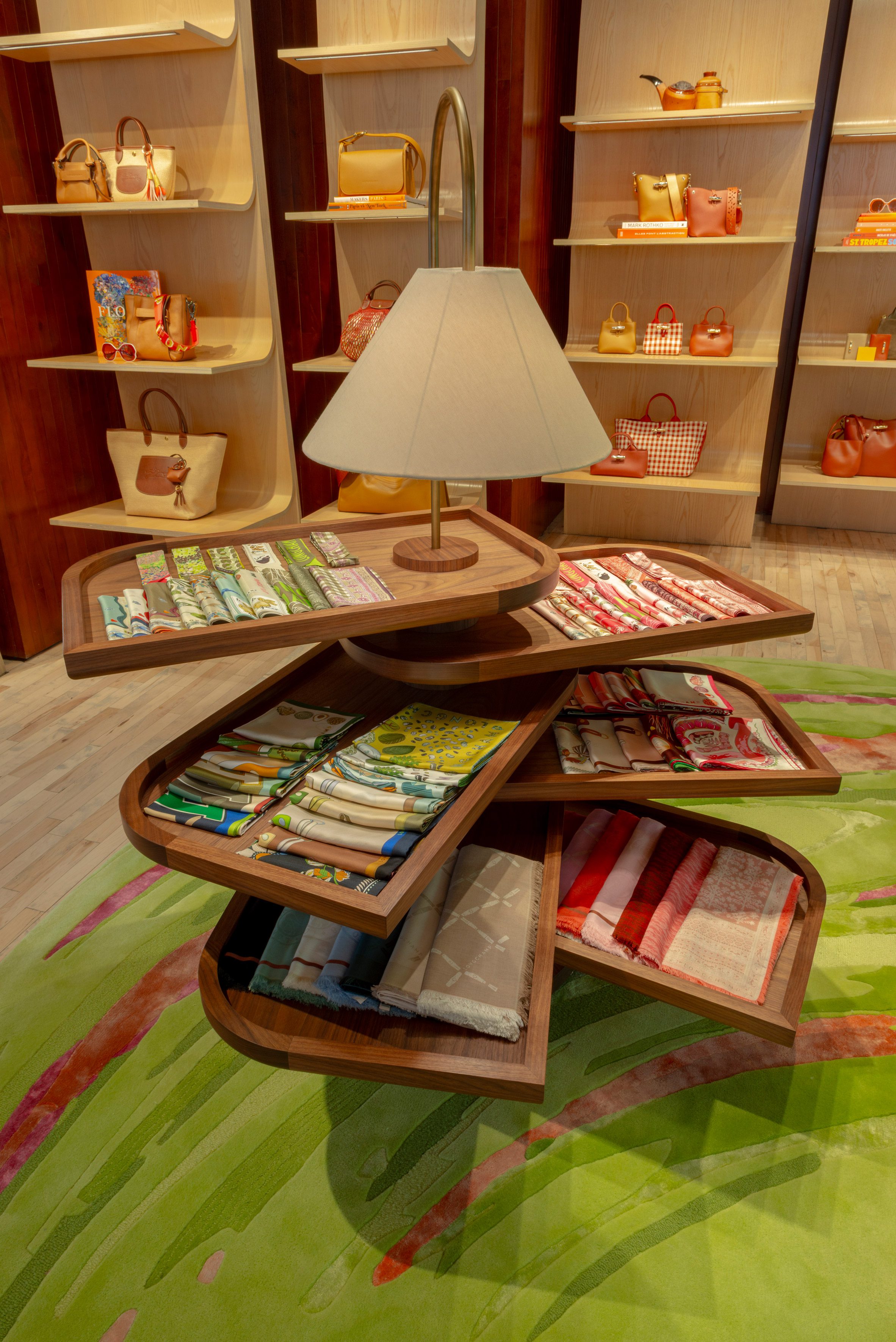 La Maison Unique Heatherwick Studio gives New York Longchamp store