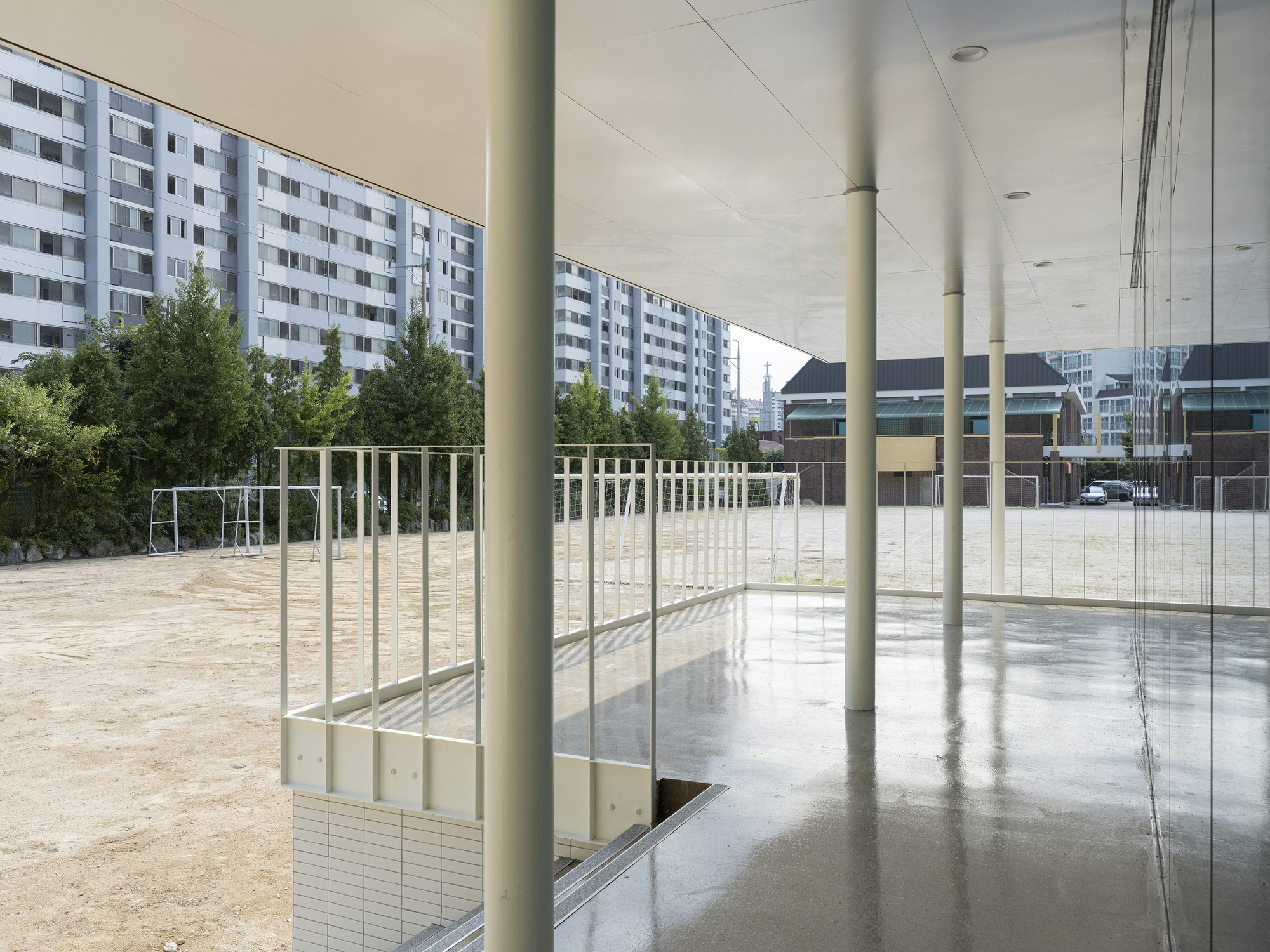 B GROUND ARCHITECTS 韓國首爾市蘆原區未來產業科學高等學校 (미래산업과학고등학교) 食堂增建工程