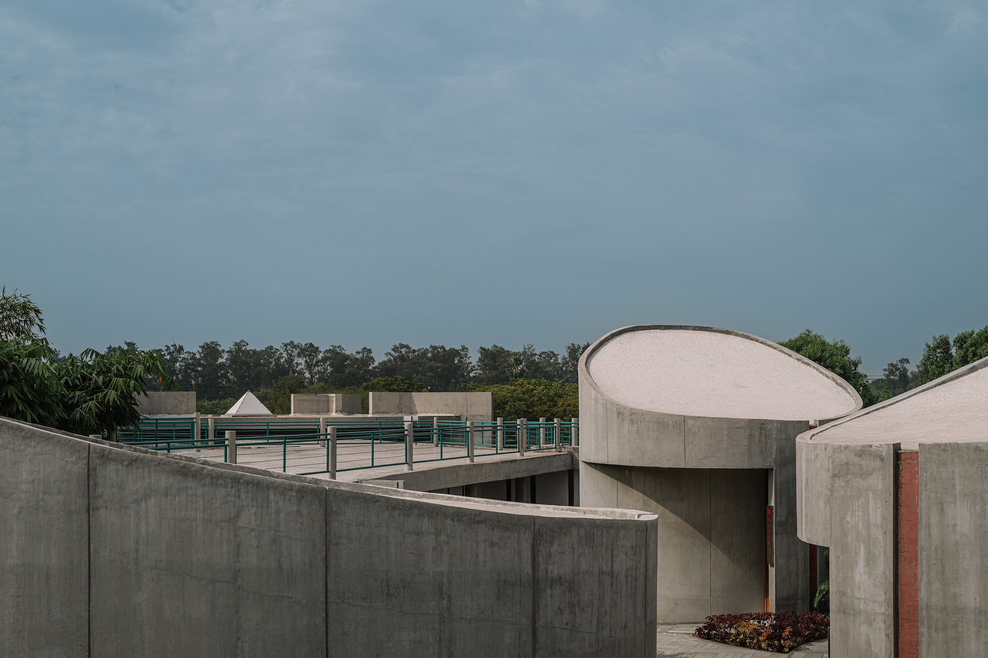 共生聖殿 Studio Naqshbandi 印度 SAIL Center