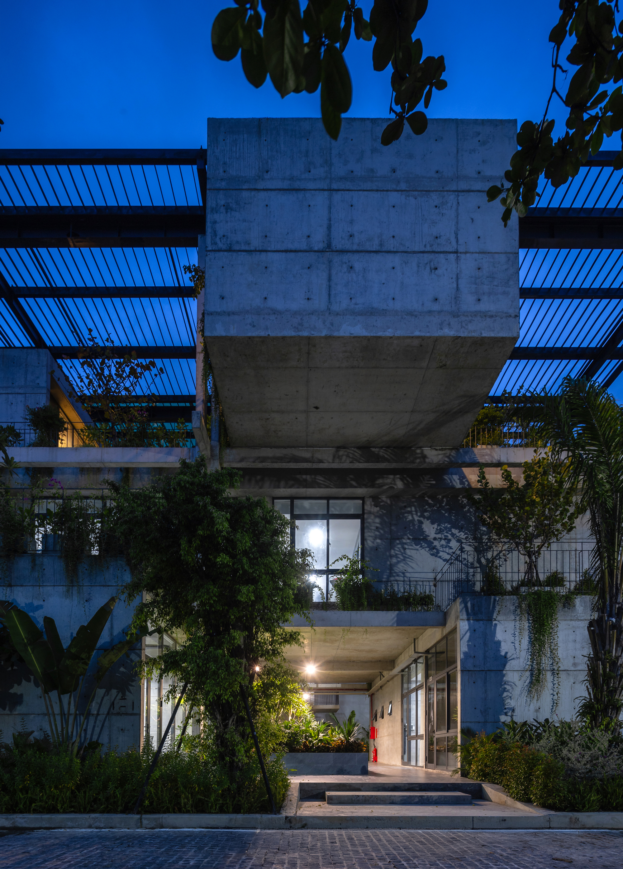 Textile Factory Office 紡織工廠辦公大樓 峴港 越南廠辦 Ho Khue Architects