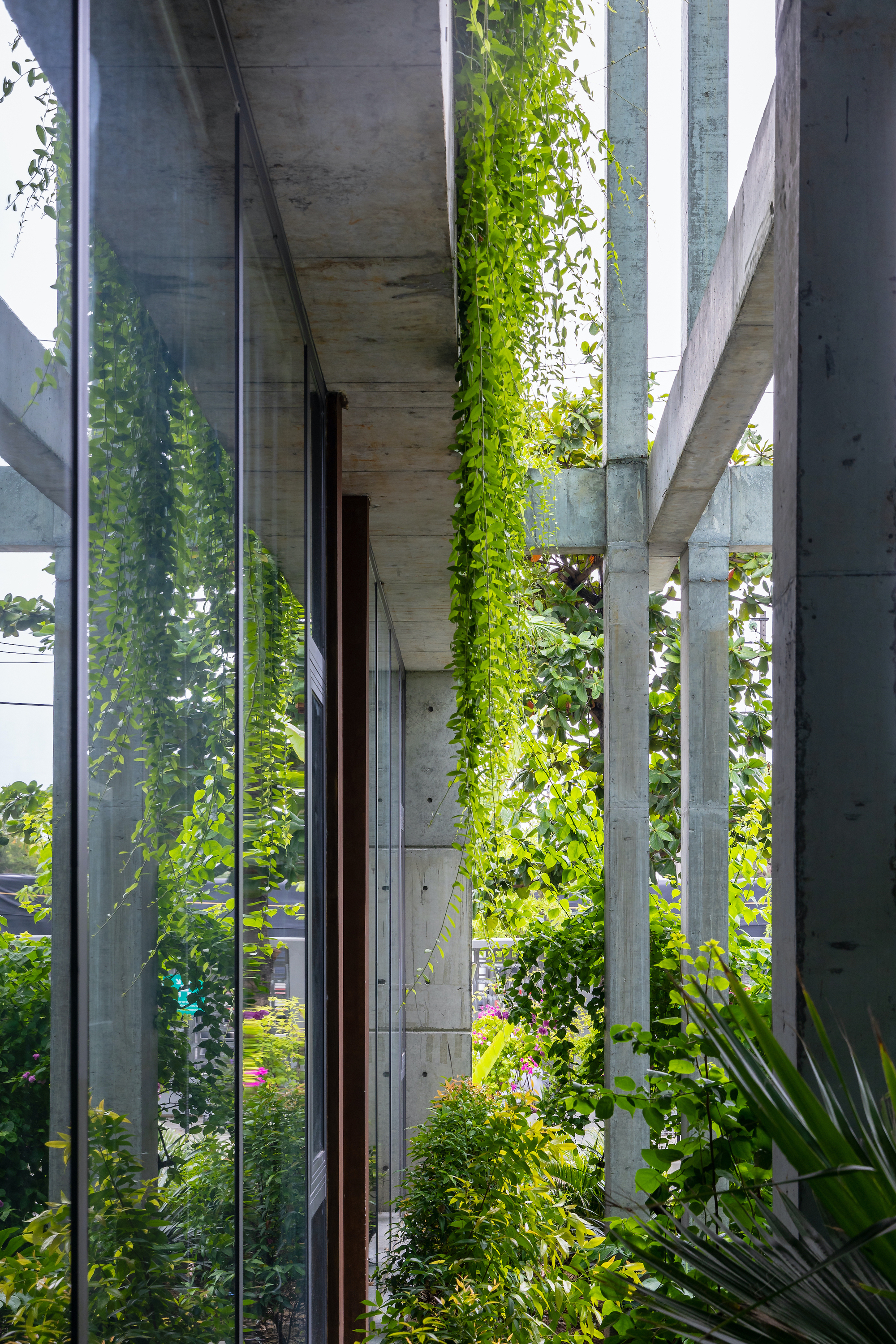 Textile Factory Office 紡織工廠辦公大樓 峴港 越南廠辦 Ho Khue Architects