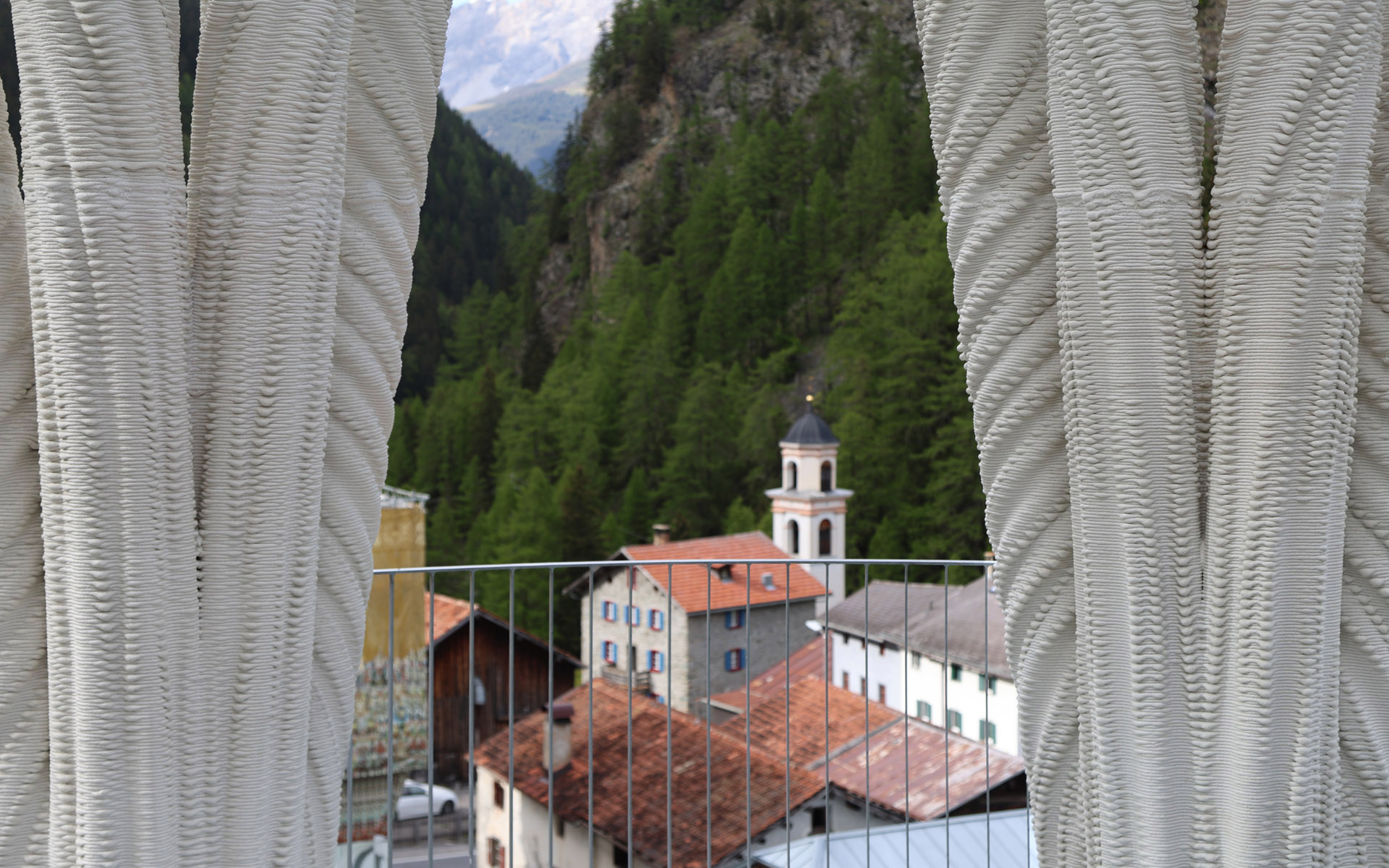 瑞士穆倫斯 Mulegns Tor Alva 白色巨塔 3D列印 printing