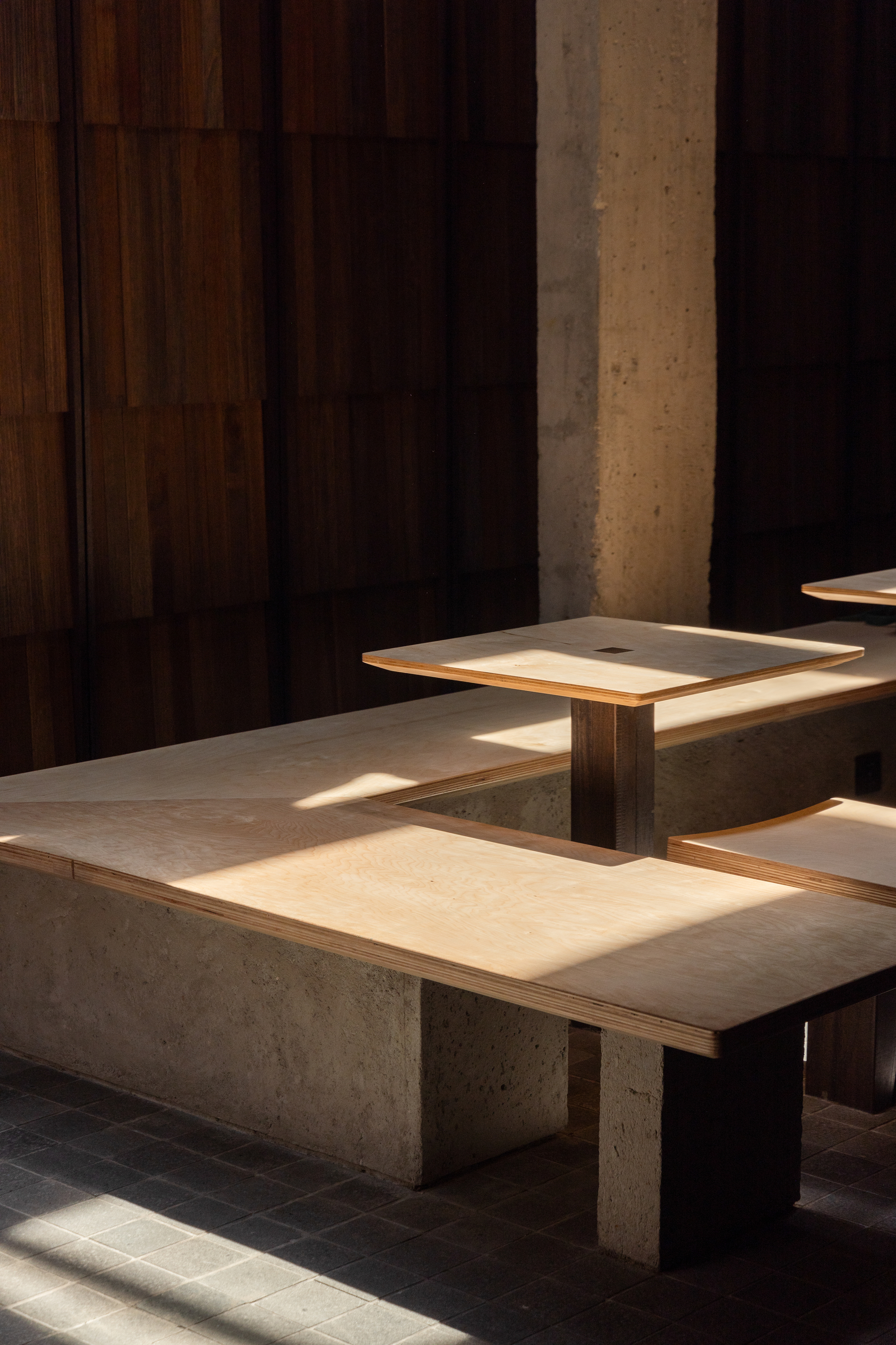 ITSUMO Dessert Shop   / kousou - Interior Photography, Wood