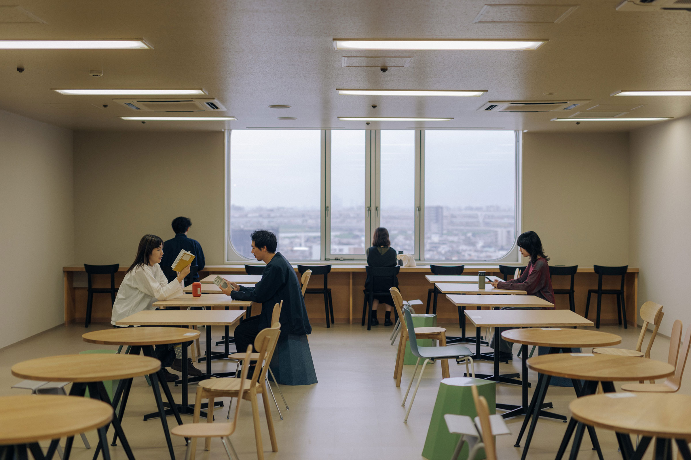 LUMINE北千住 員工餐廳 室內設計 YOTTEKO TABETEKO ヨッテコタベテコ