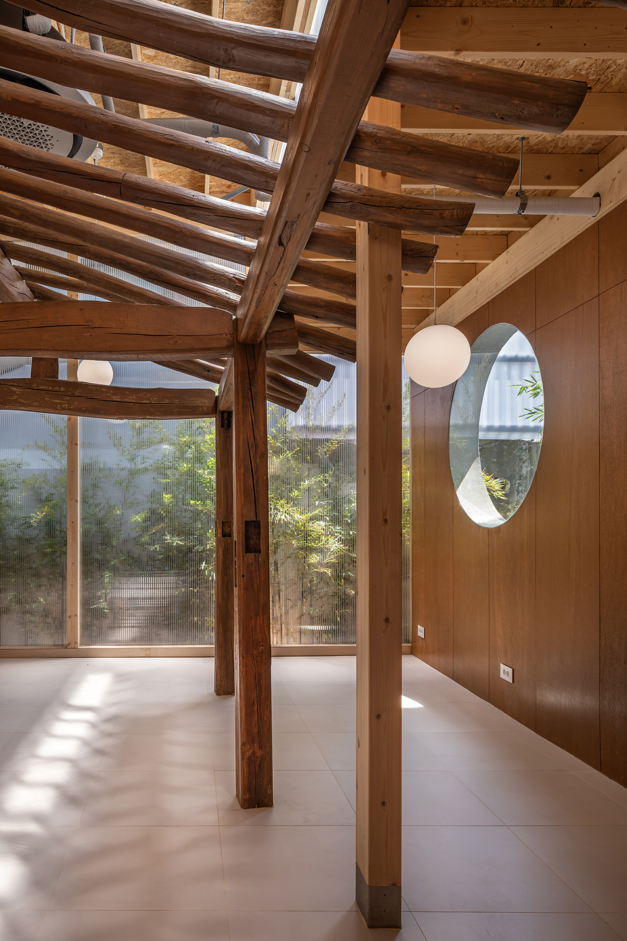 DRAWING WORK 首爾聖水洞 Seongdong-gu W2