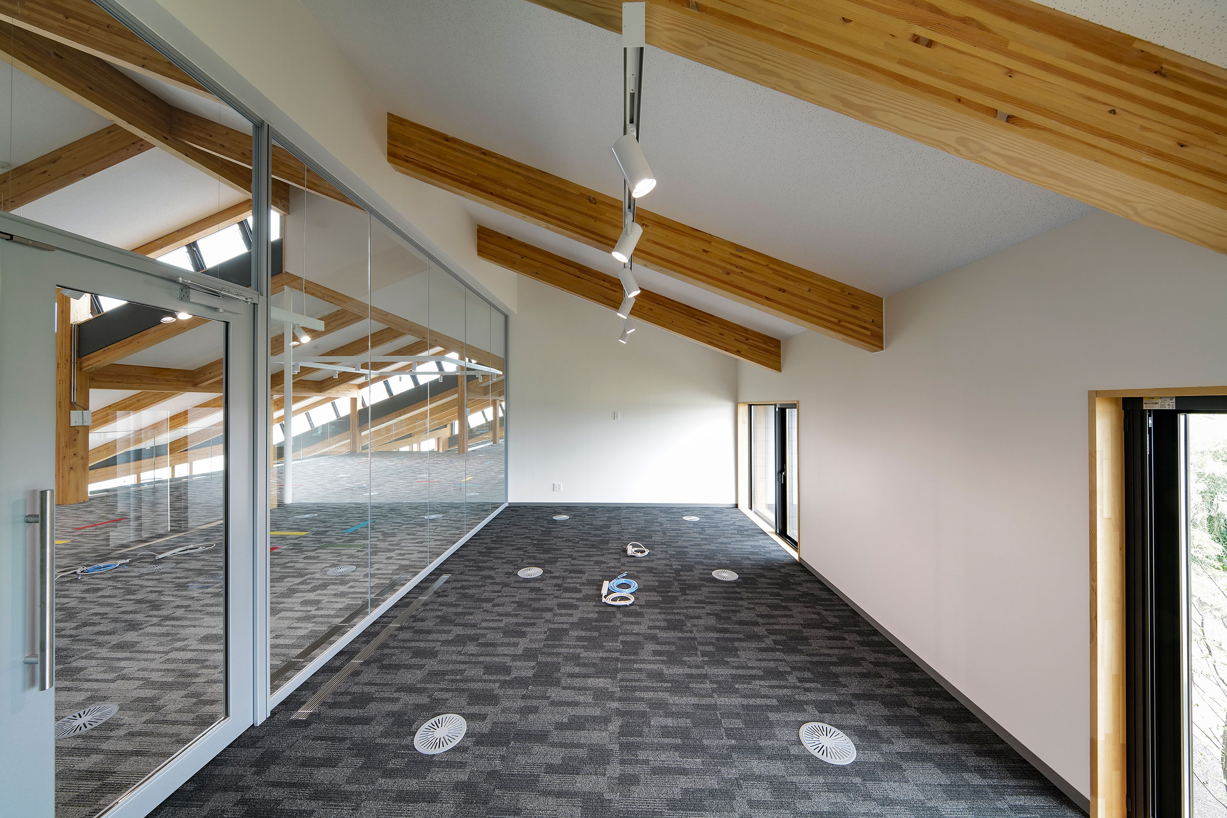 Haruna Beverage 佐藤尚巳 日本群馬県高崎市 ハルナイノベーションセンター 辦公室