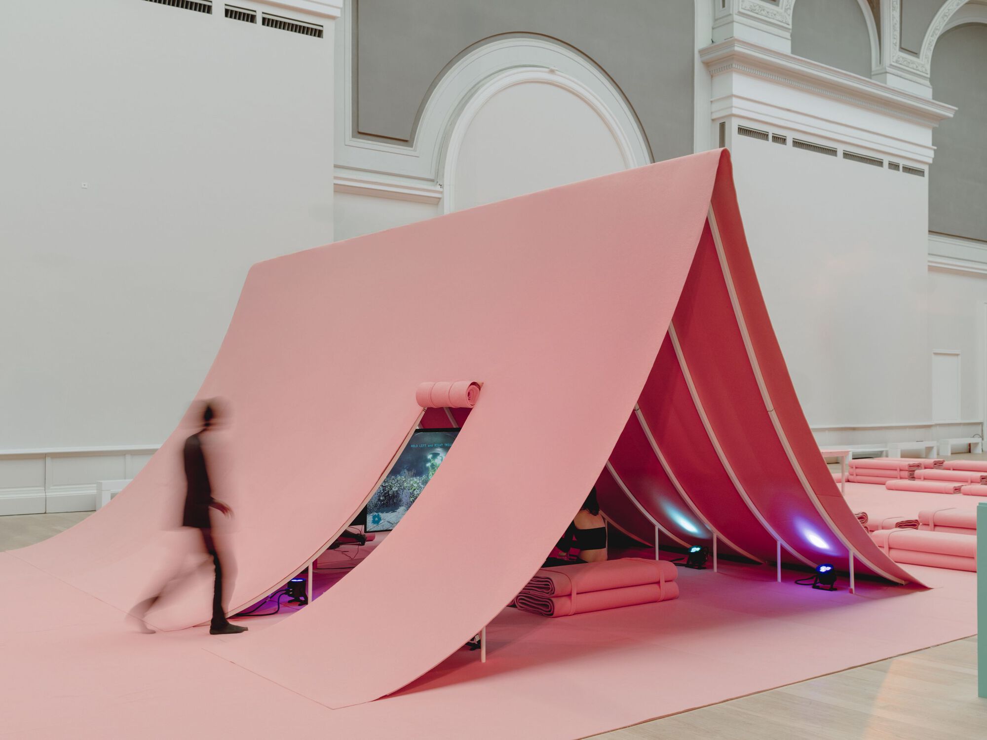 The Fun Palace Installation / Studio Ossidiana - Image 9 of 28