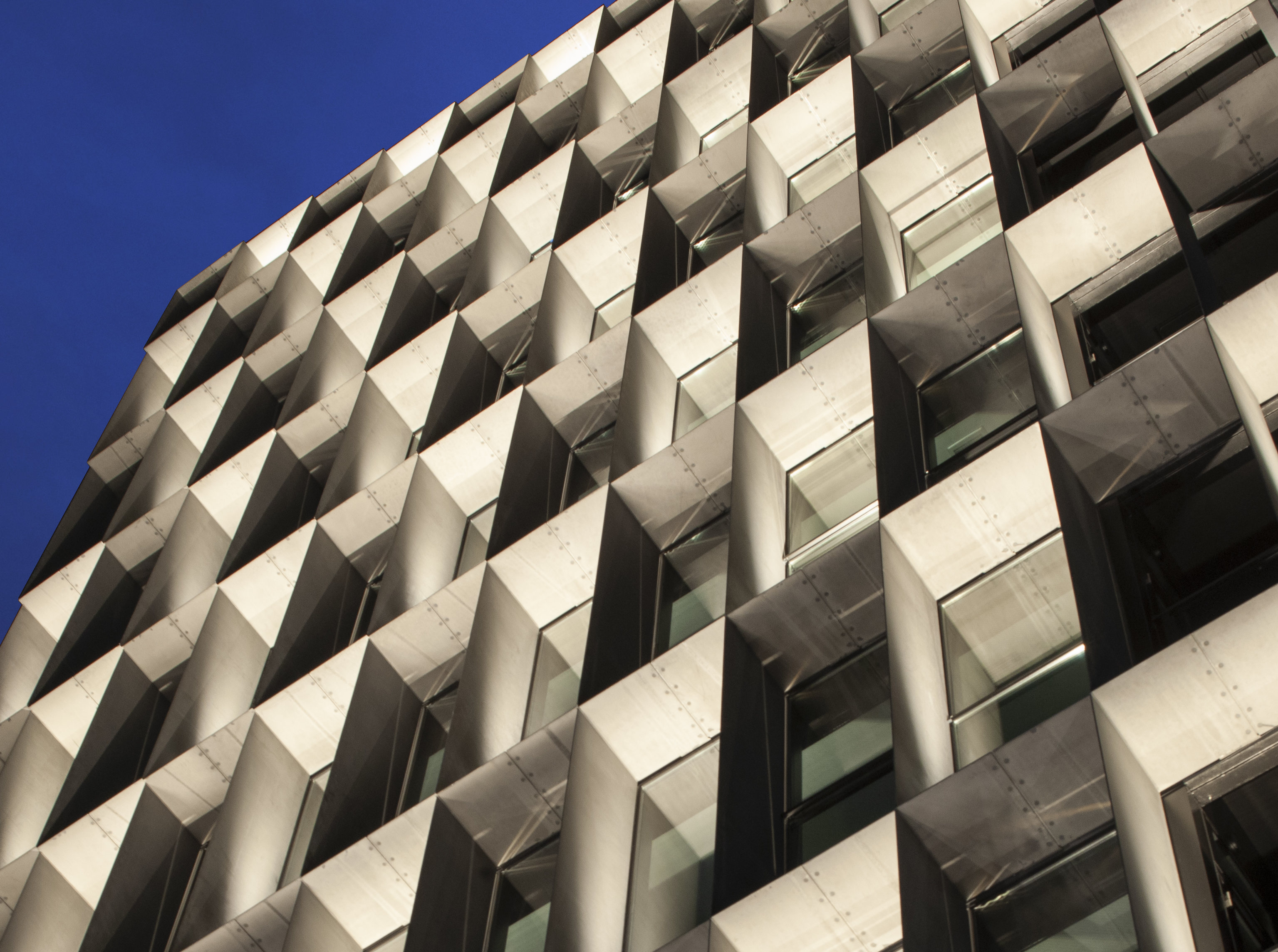 迫慶一郎 Keiichiro Sako SAKO建築設計工場 SAKO Architects 福岡 VECTORS in Fukuoka 辦公大樓