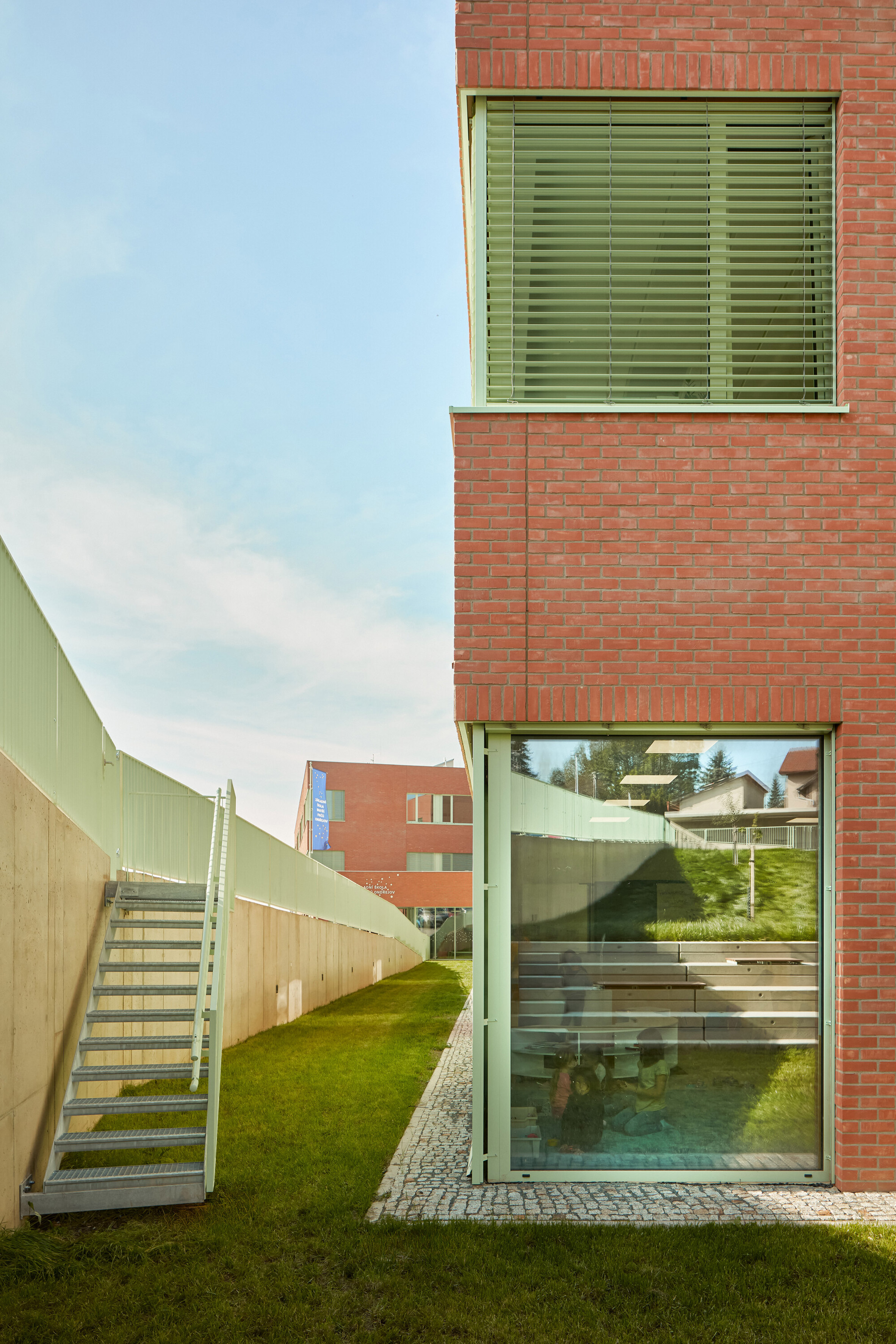 捷克建築師 Atelier 6 Pavla Gregorová Šípová Frič Brothers Elementary School 小學 建築設計