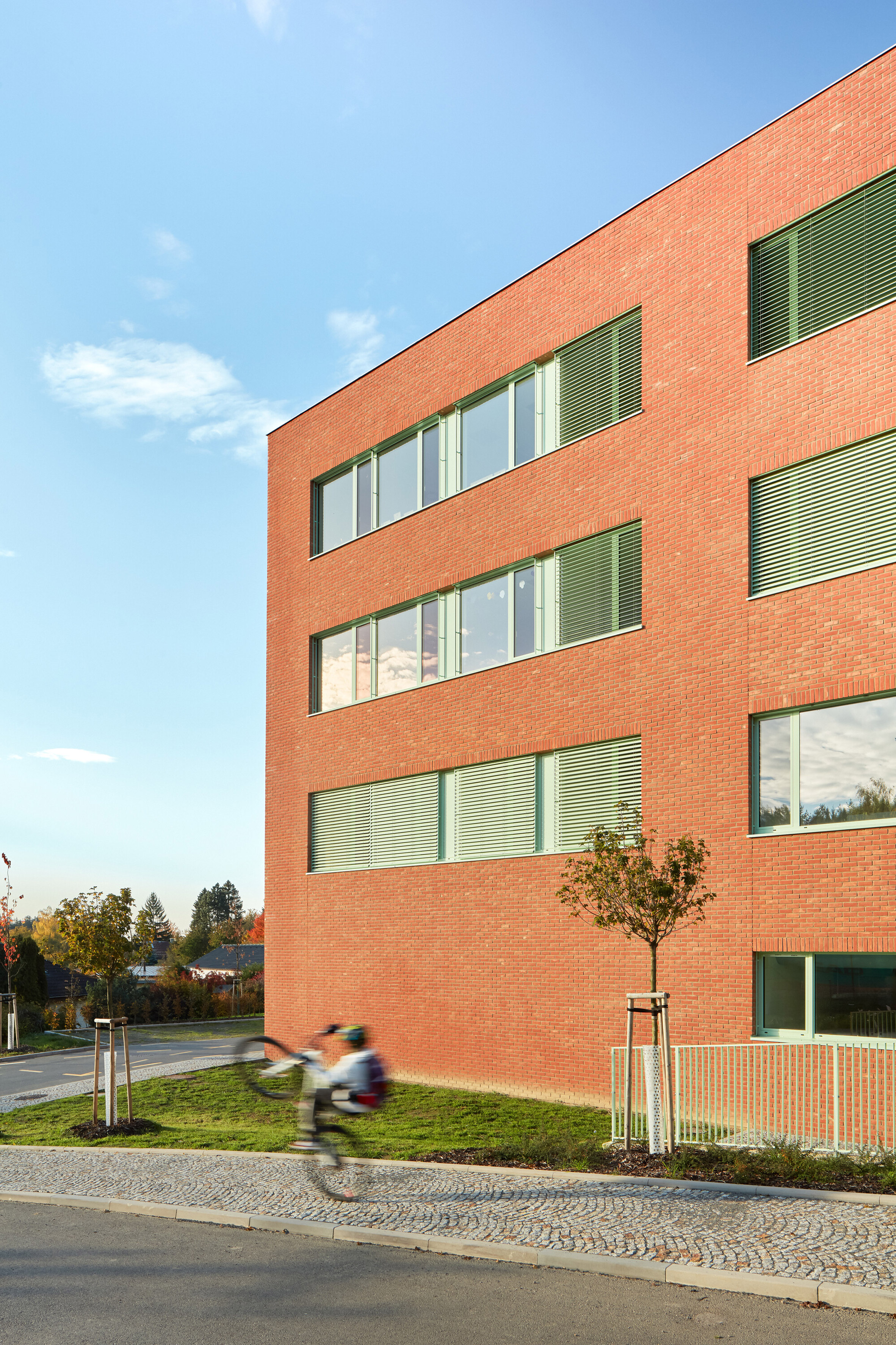 捷克建築師 Atelier 6 Pavla Gregorová Šípová Frič Brothers Elementary School 小學 建築設計