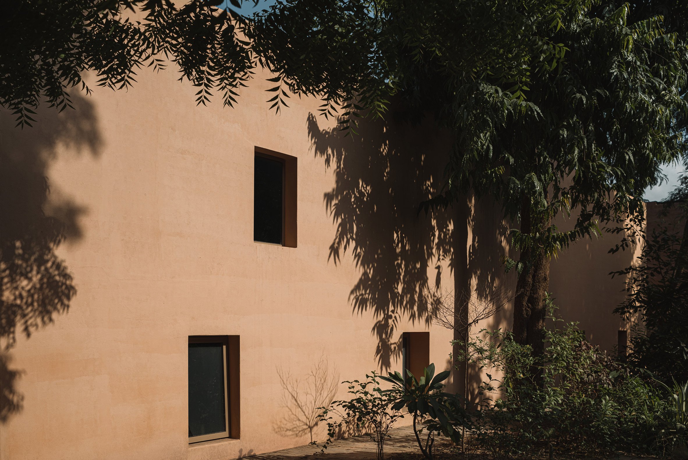 Iksoi Studio 印度古吉拉特邦（Gujarat）阿默達巴德（Ahmedabad）舊工廠改造 辦公室 