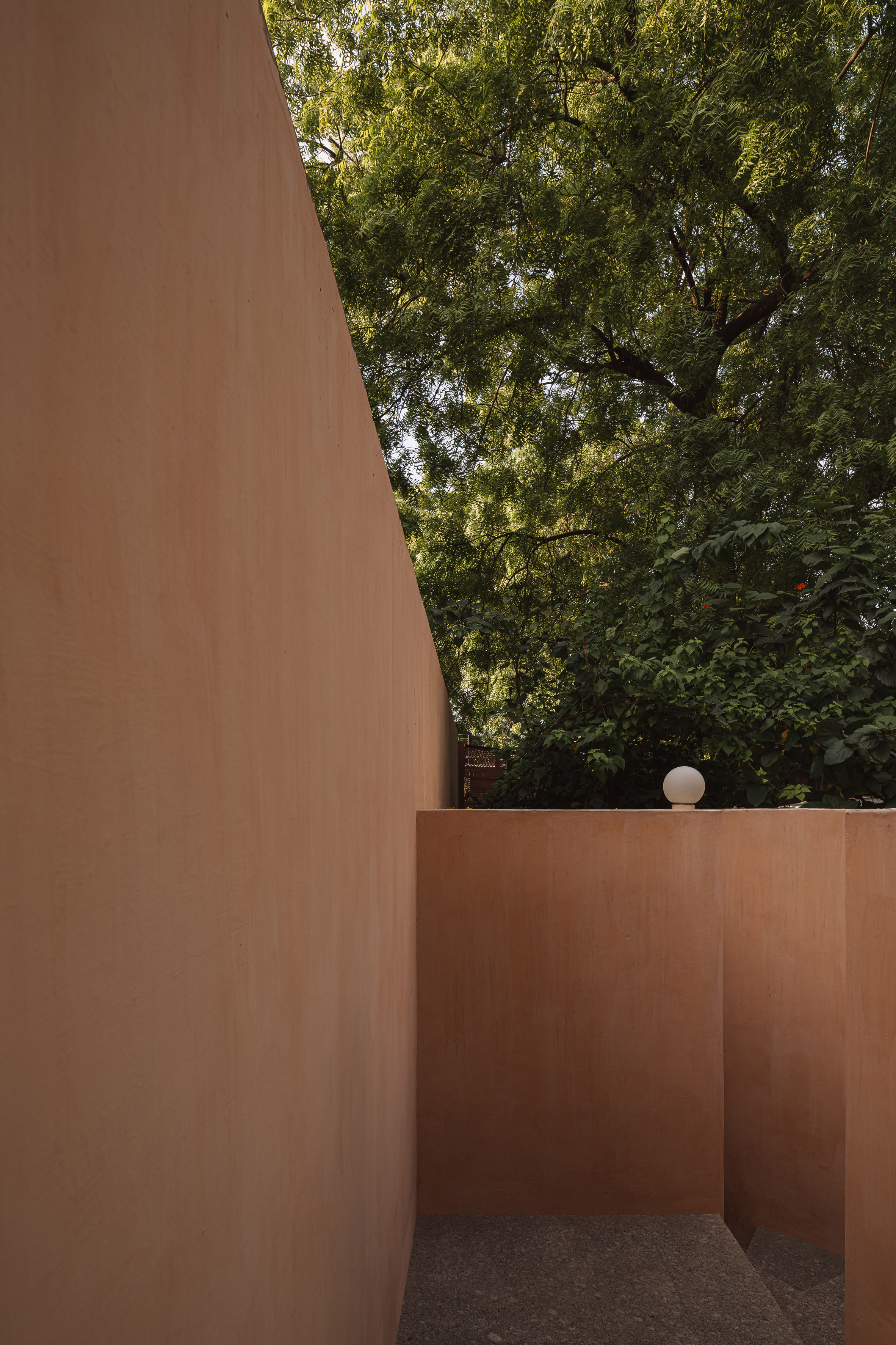 Iksoi Studio 印度古吉拉特邦（Gujarat）阿默達巴德（Ahmedabad）舊工廠改造 辦公室 