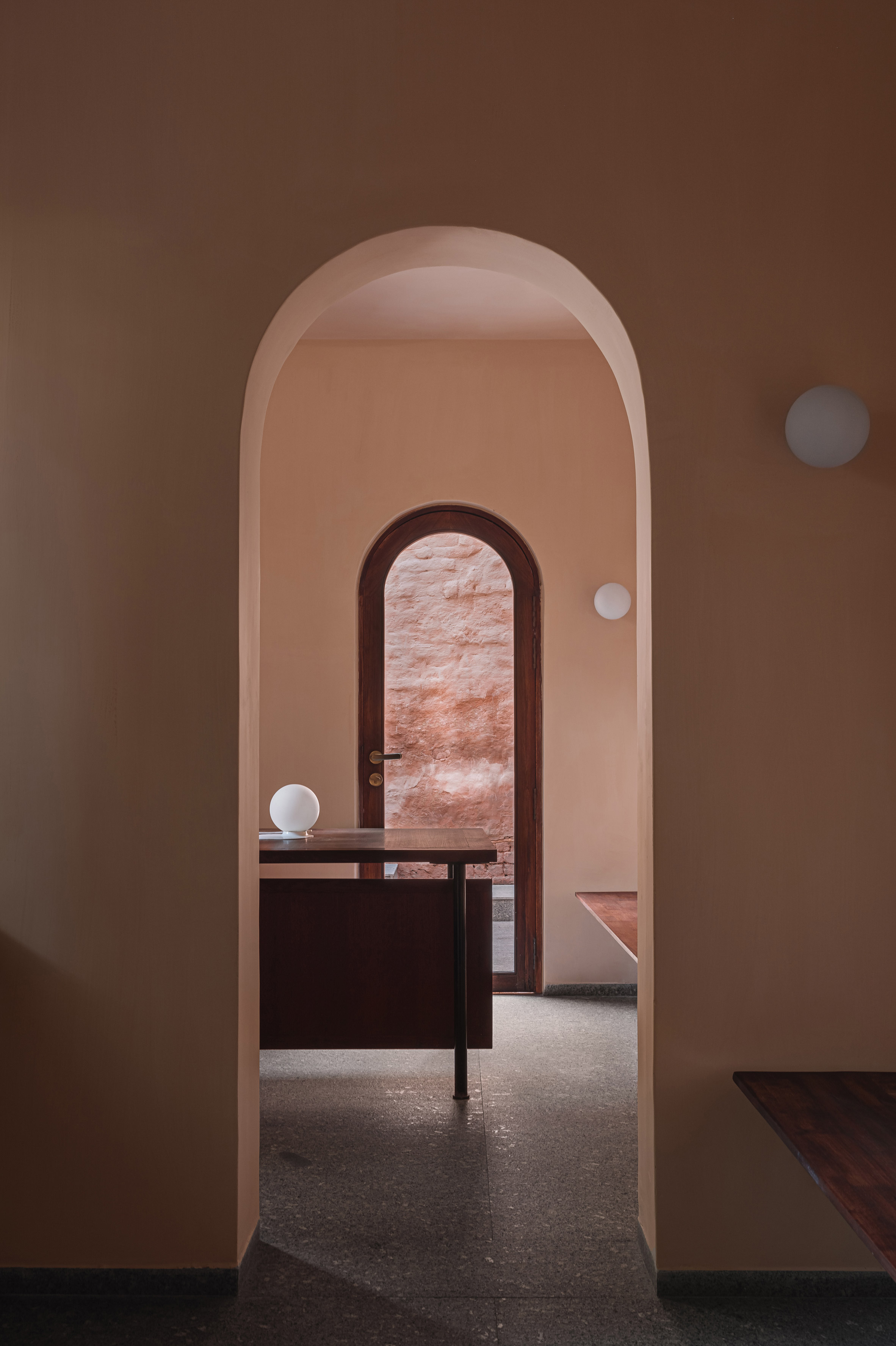 Iksoi Studio 印度古吉拉特邦（Gujarat）阿默達巴德（Ahmedabad）舊工廠改造 辦公室 