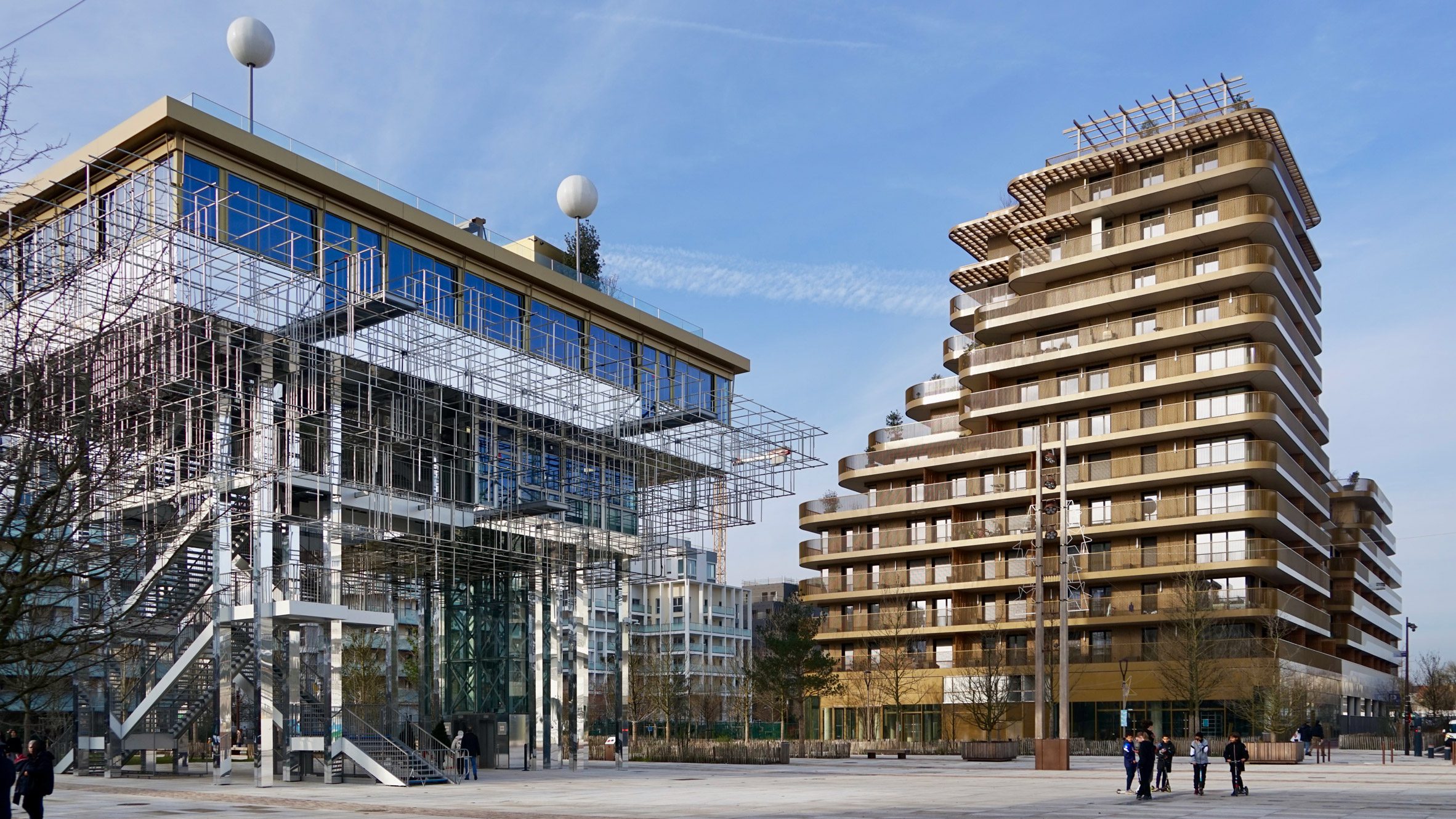 法國巴黎西側住宅新興區Rueil-Malmaison 鋼結構餐廳 Mon Nuage Hamonic+Masson