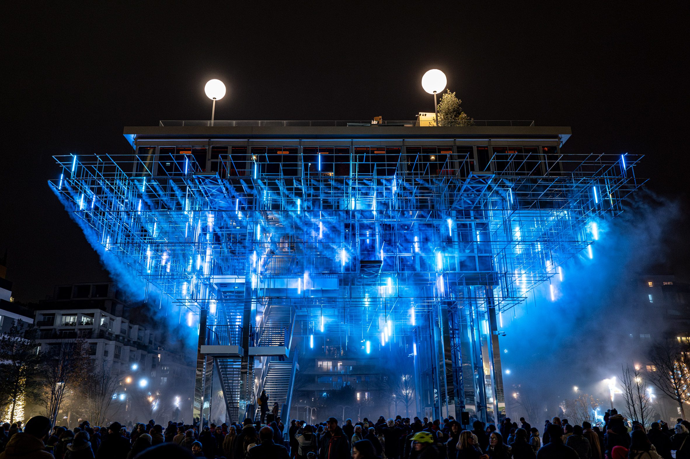 法國巴黎西側住宅新興區Rueil-Malmaison 鋼結構餐廳 Mon Nuage Hamonic+Masson