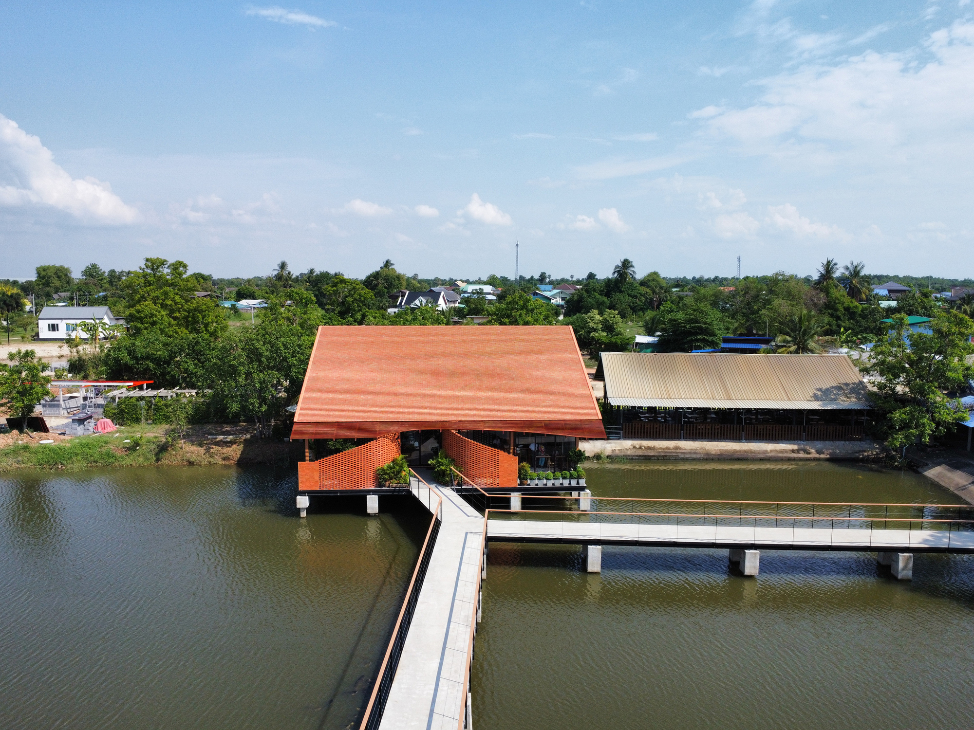 Terracotta Cafe / Studio Bewell - Image 1 of 33